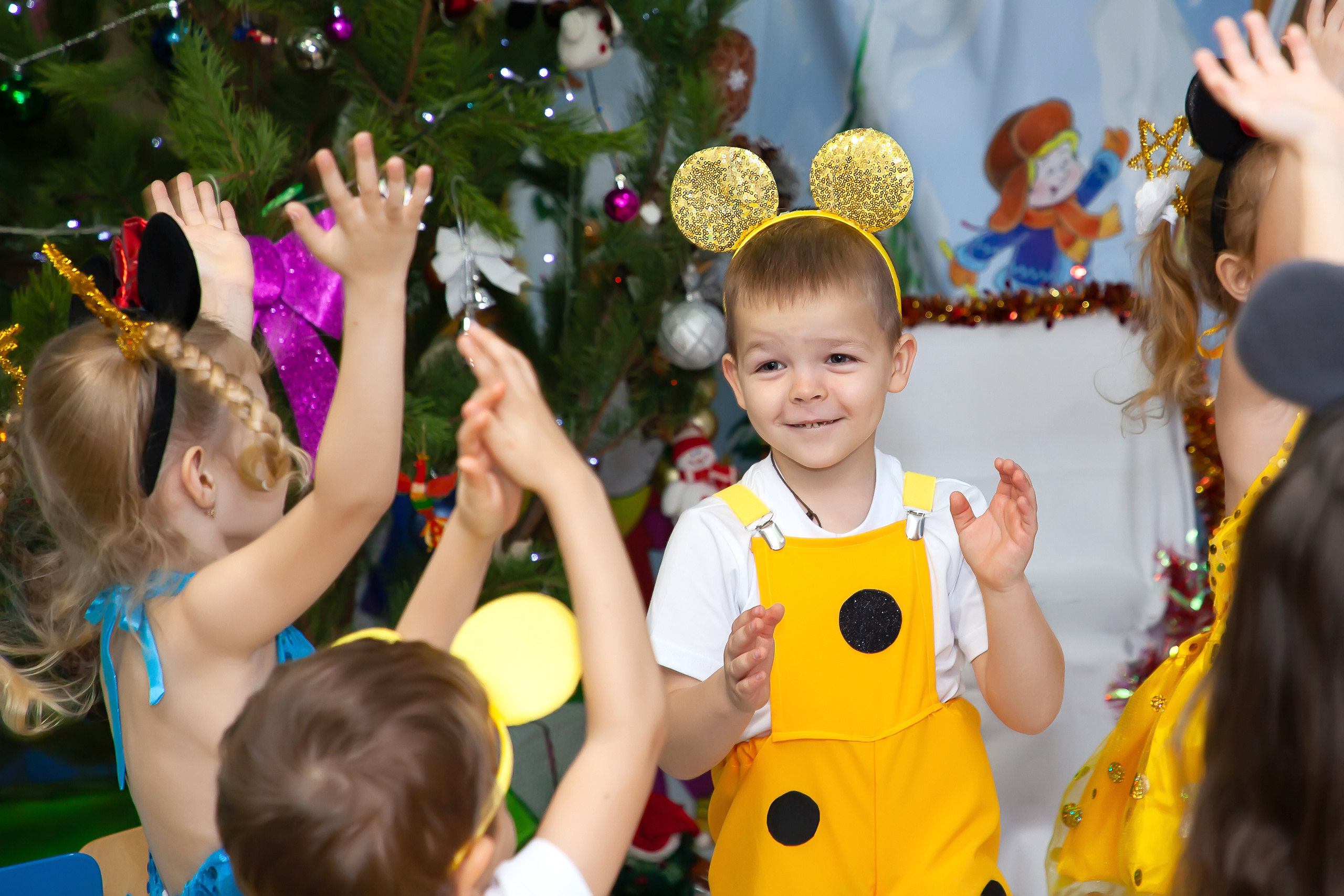 Фотосессия новогоднего утренника. Детский школьный и семейный фотограф в Краснодаре