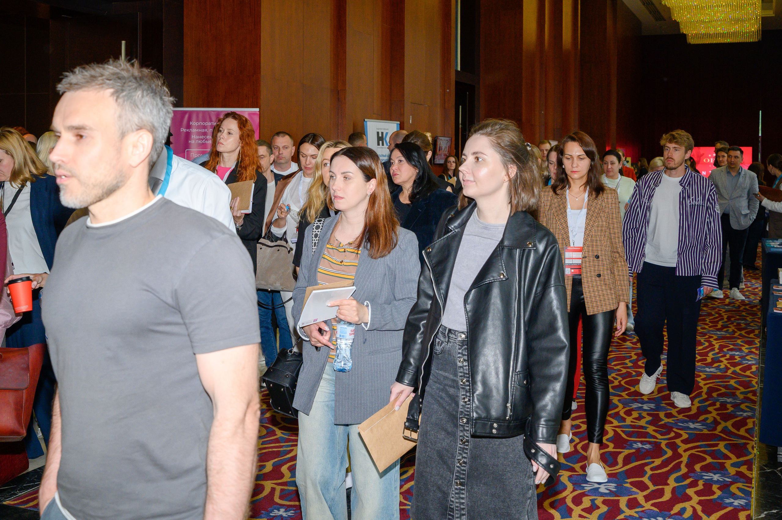 Репортажная съемка с открытия магазина. Фотоуслуги, услуги фотографа, фотографирование важных событий