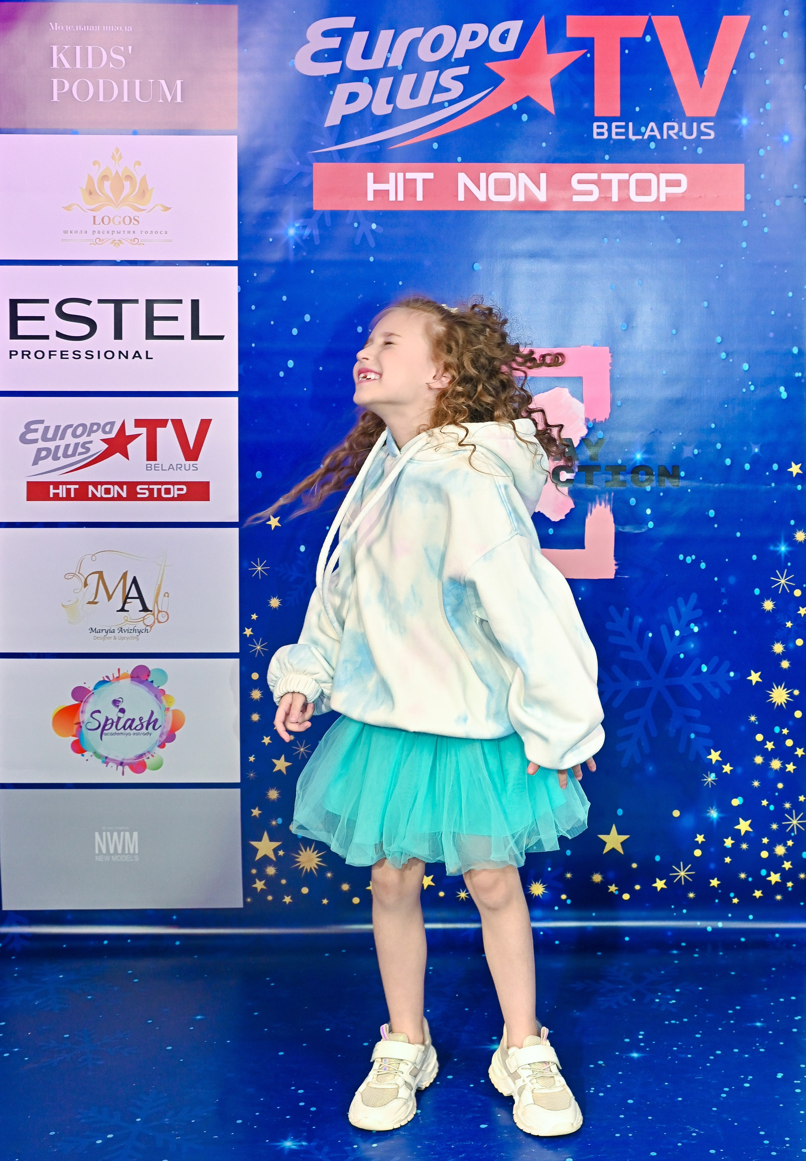 Большая новогодняя тусовка. Фотоуслуги, услуги фотографа, фотографирование важных событий