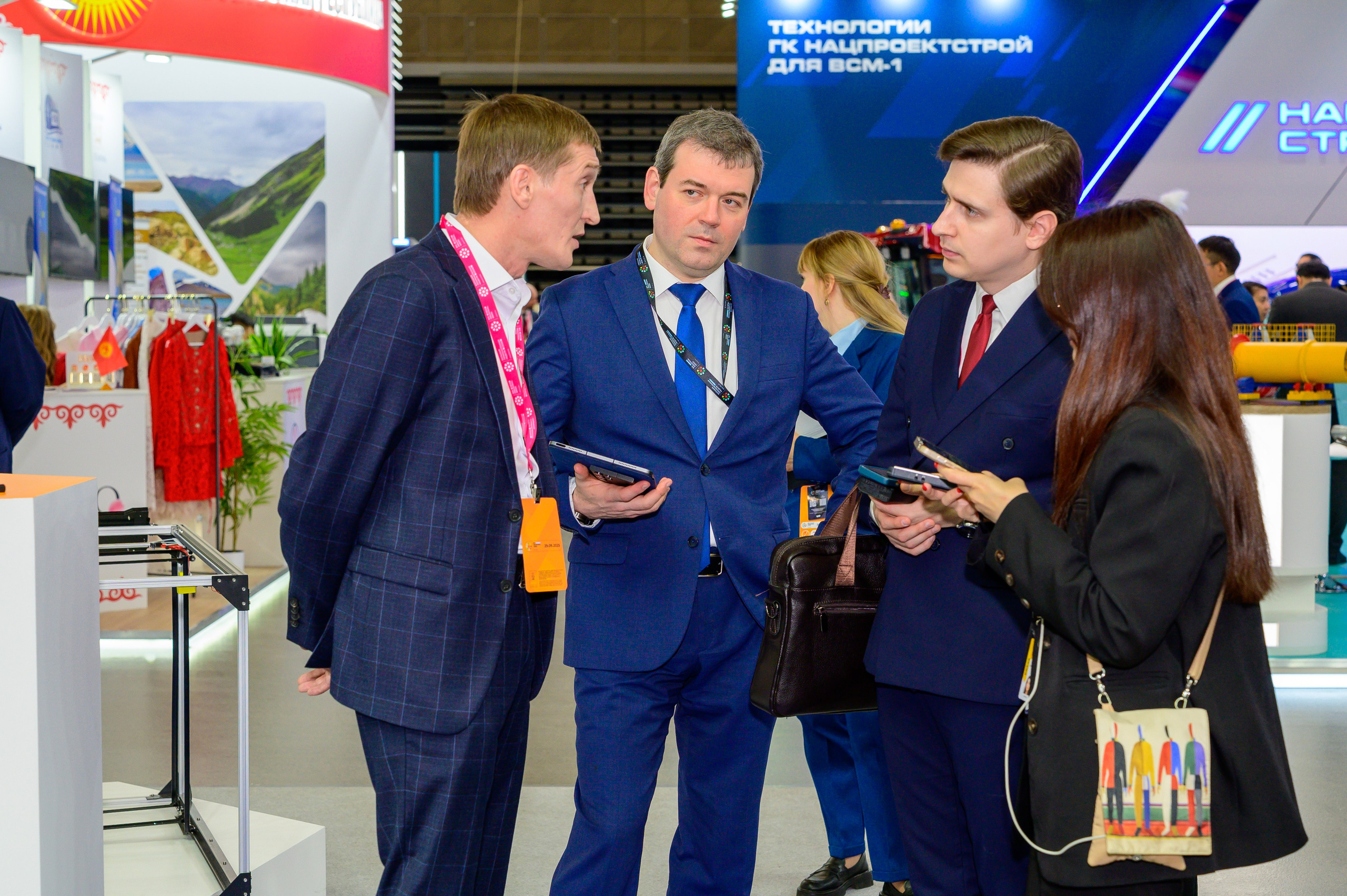 BigindustrialweekBelarus. Фотоуслуги, услуги фотографа, фотографирование важных событий