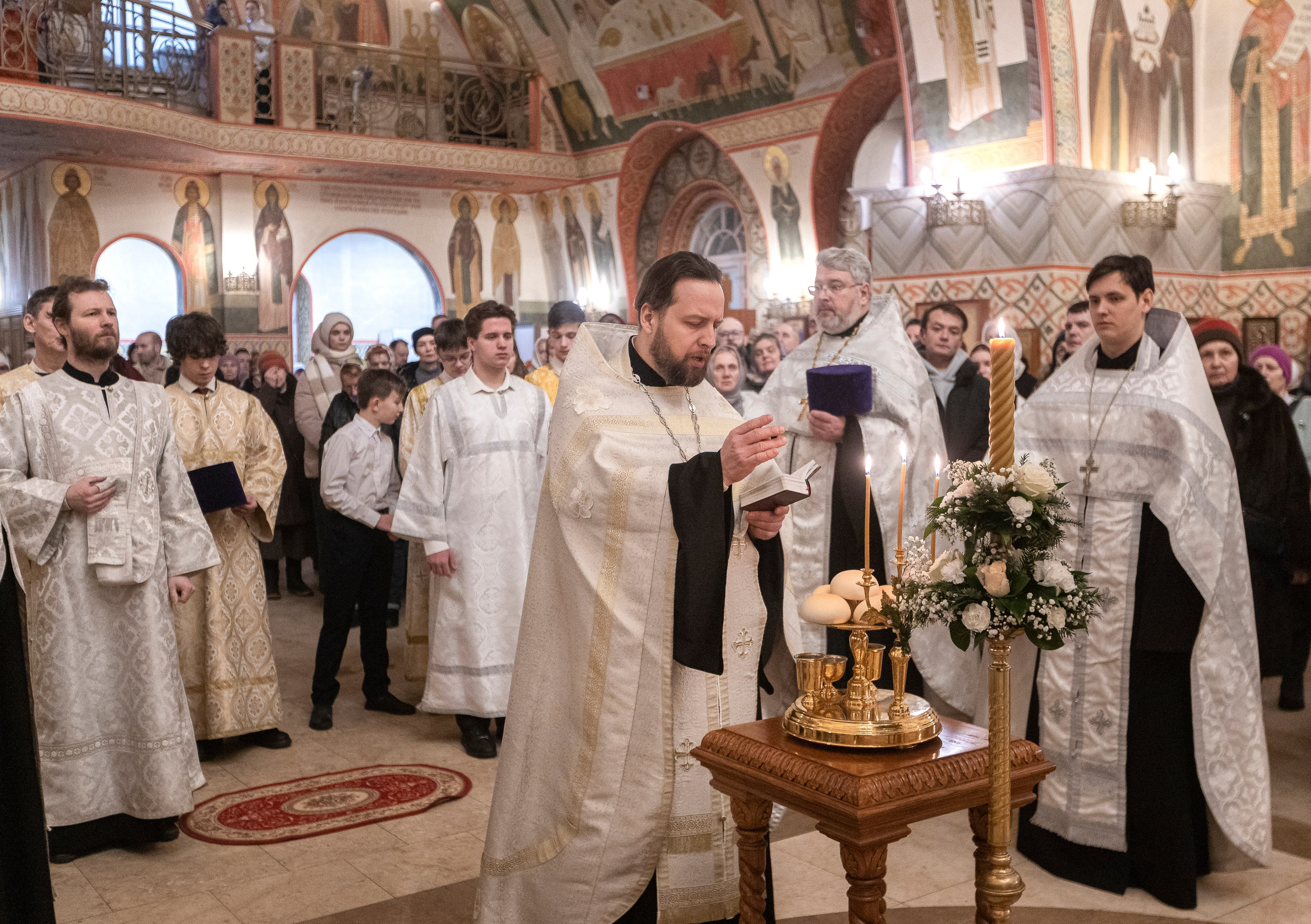 Рождество в храме Св. Вмч. Димитрия Солунского. Интерьерный фотограф в Москве Роман Потапов