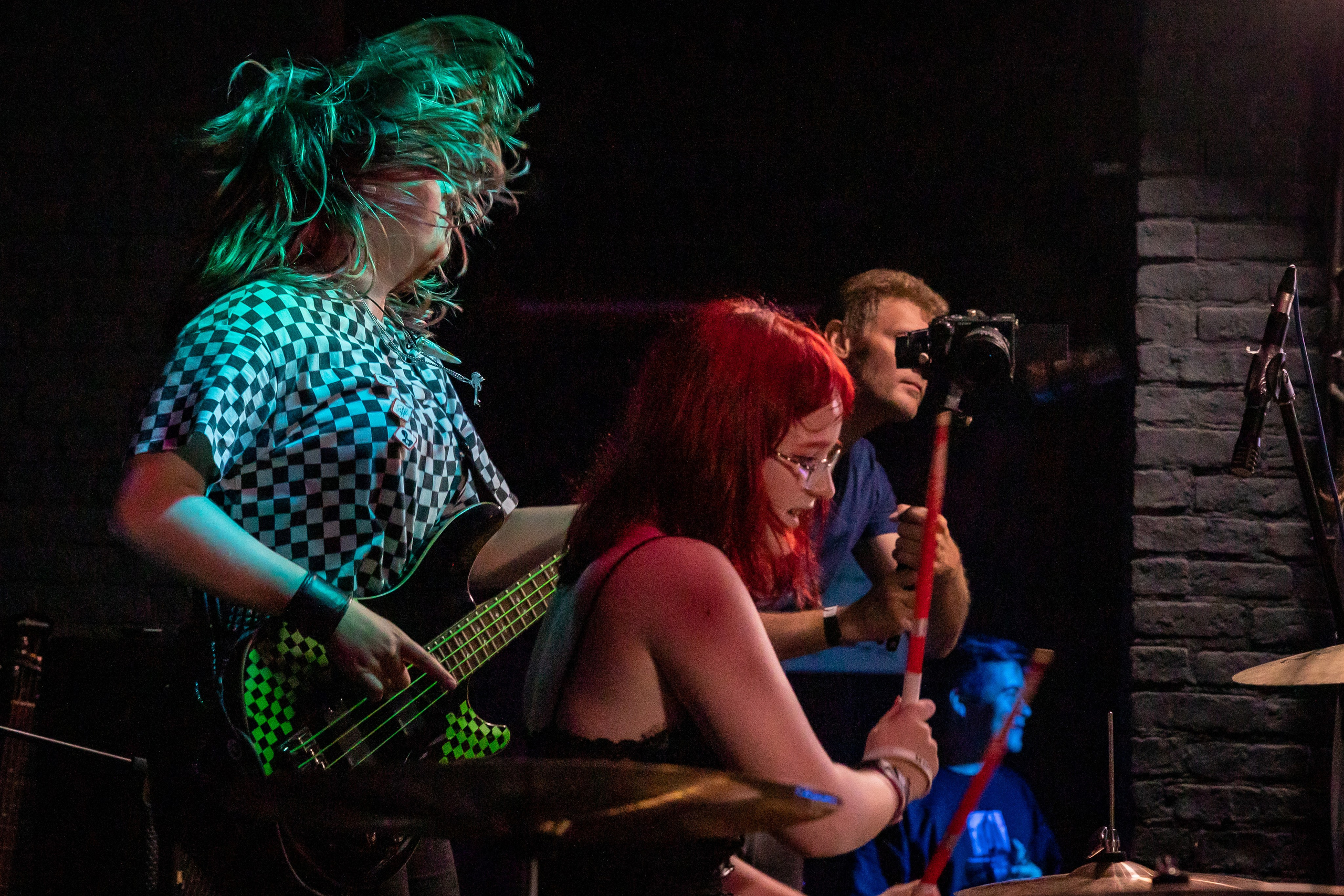 Концерт «Не Школа Барабанов» в Клубе «SOVA». Фотограф Владимир Охрименко