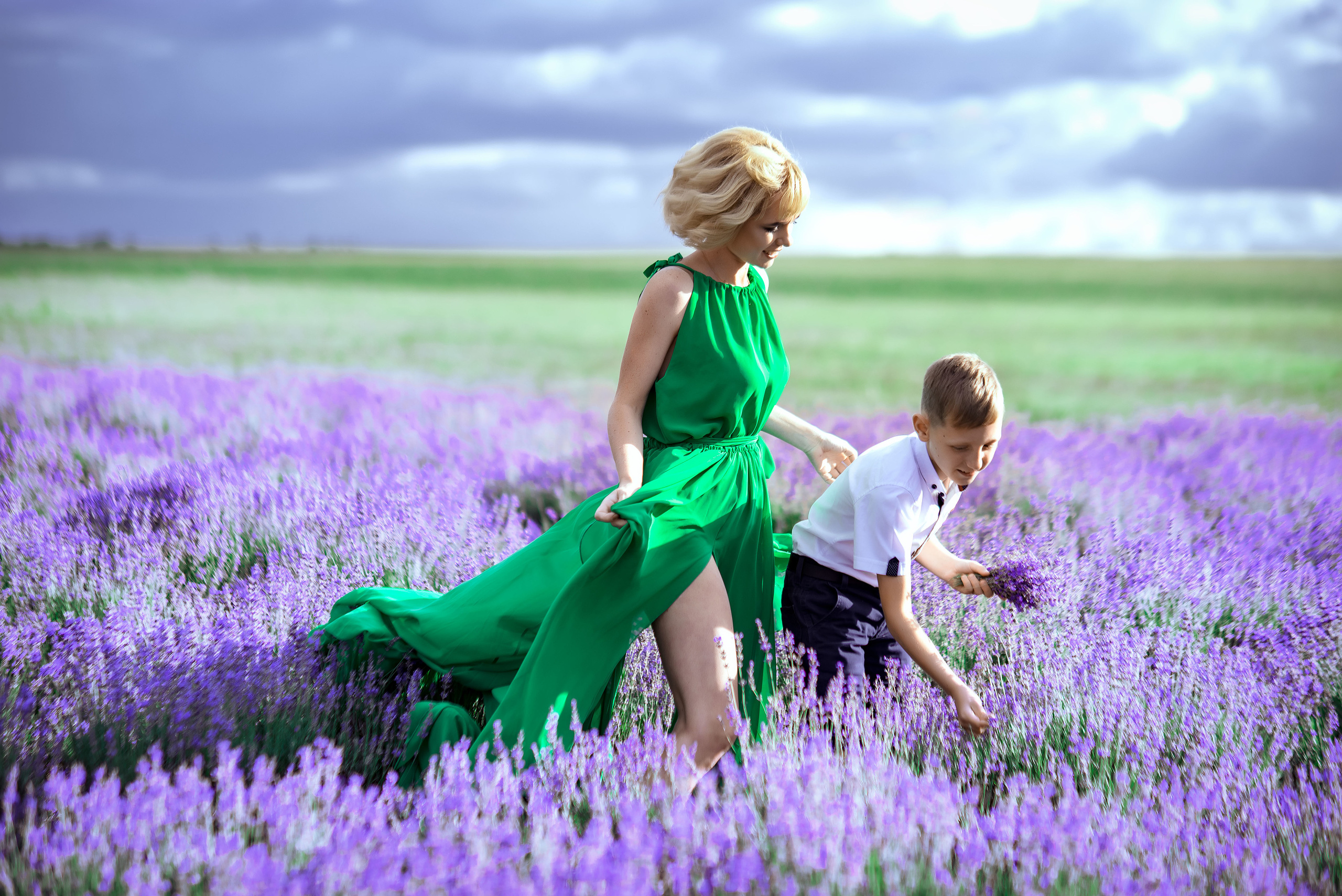 Фотосессия в лаванде. Свадебный и семейный фотограф и видеограф, Крым, Москва, Санкт -Петербург