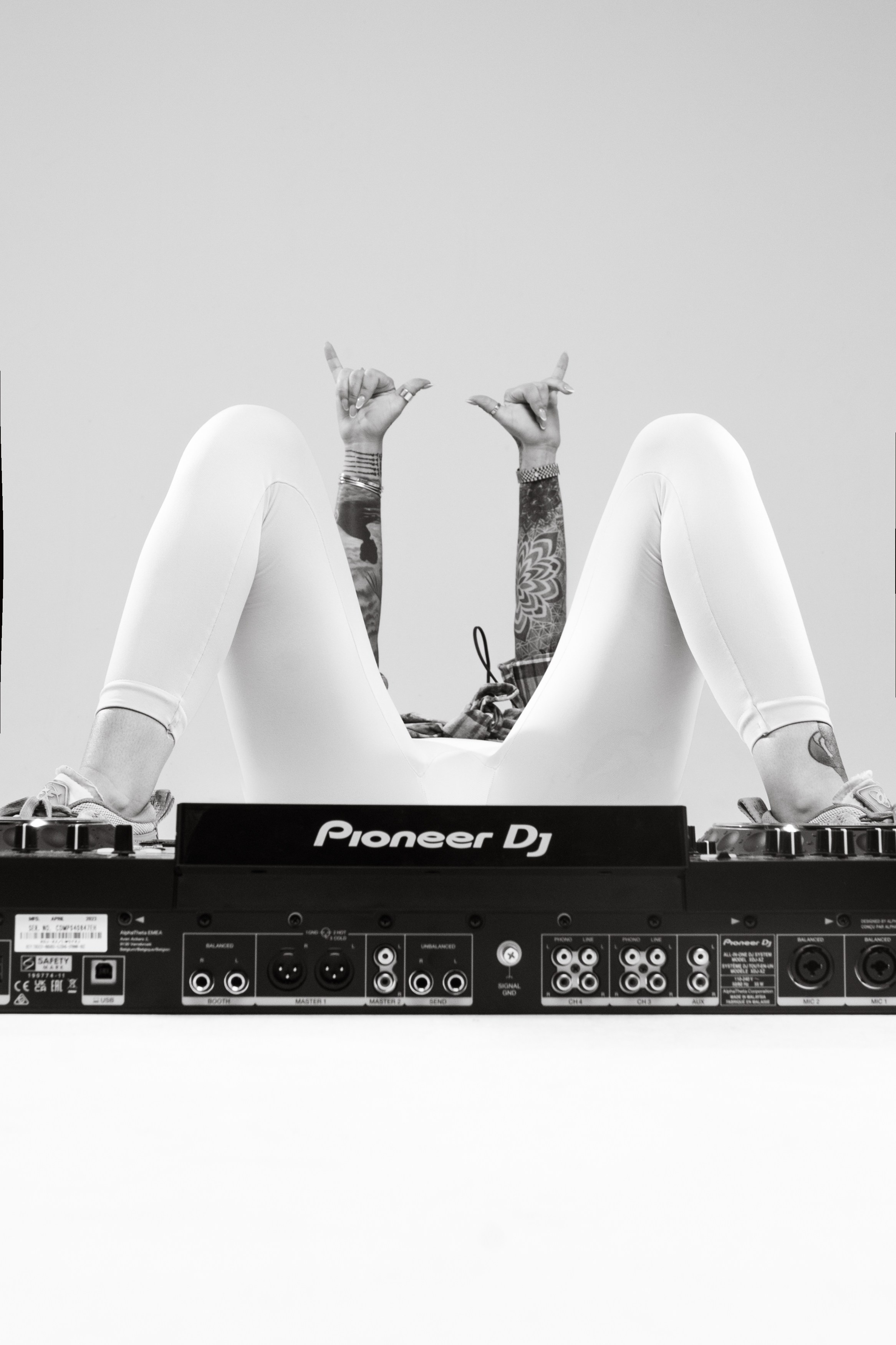 DJ Krassovka. Портретный и коммерческий фотограф Даниил Шентелев