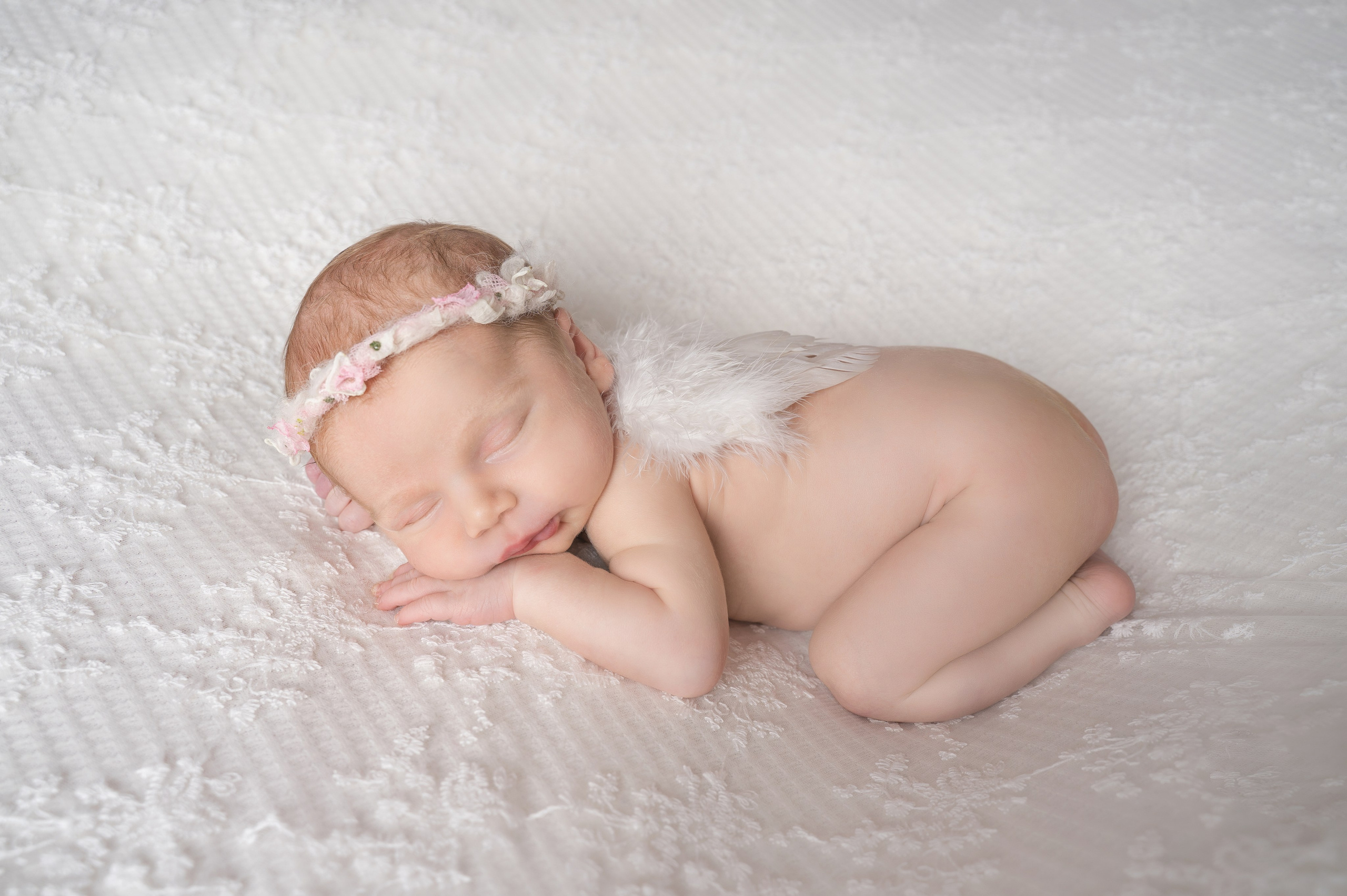 Фотосессия новорожденного в Москве — трогательные моменты первых дней