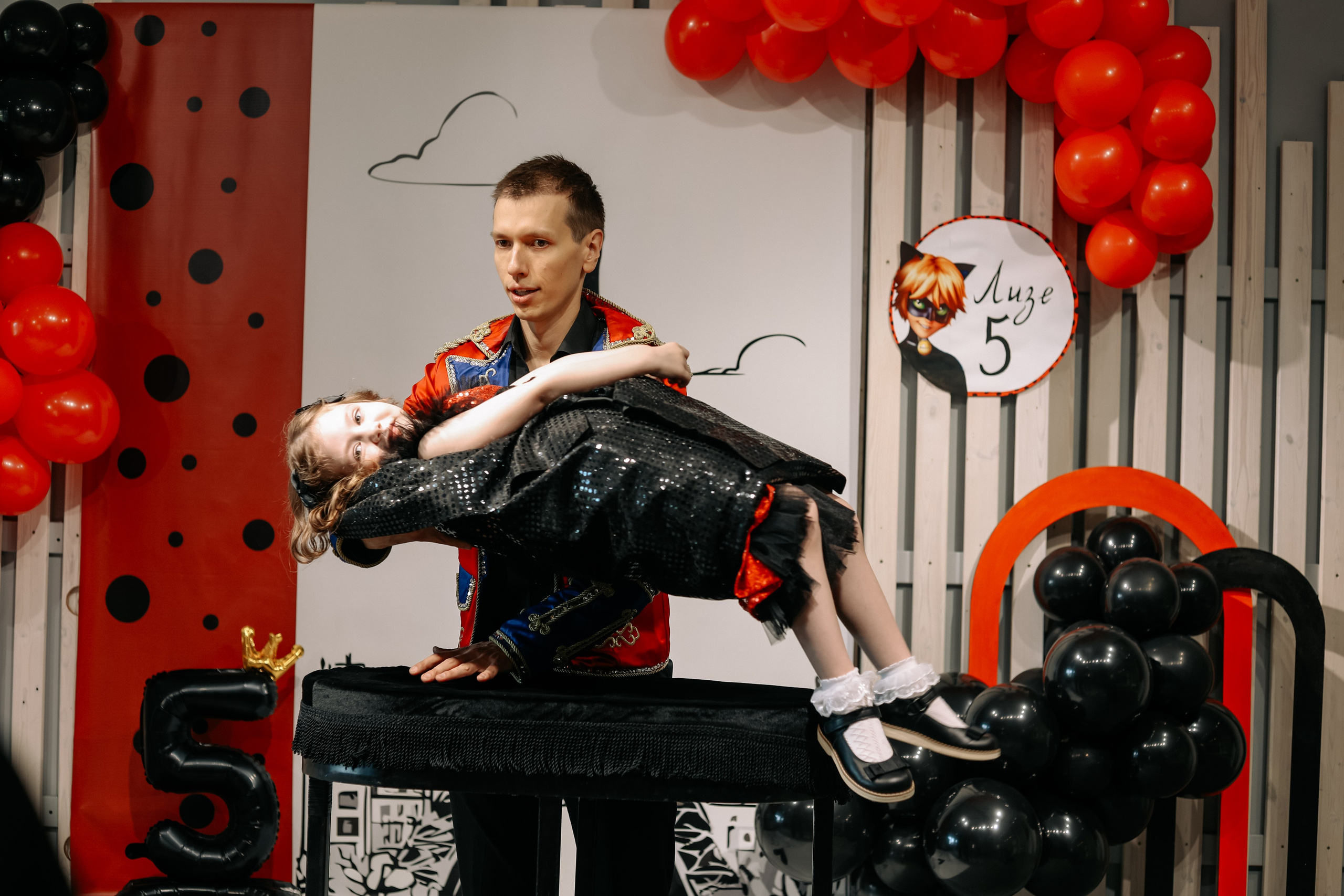 Лиза 5 лет. Лофт Место. Фотограф Диана Воробьева Нижний Новгород