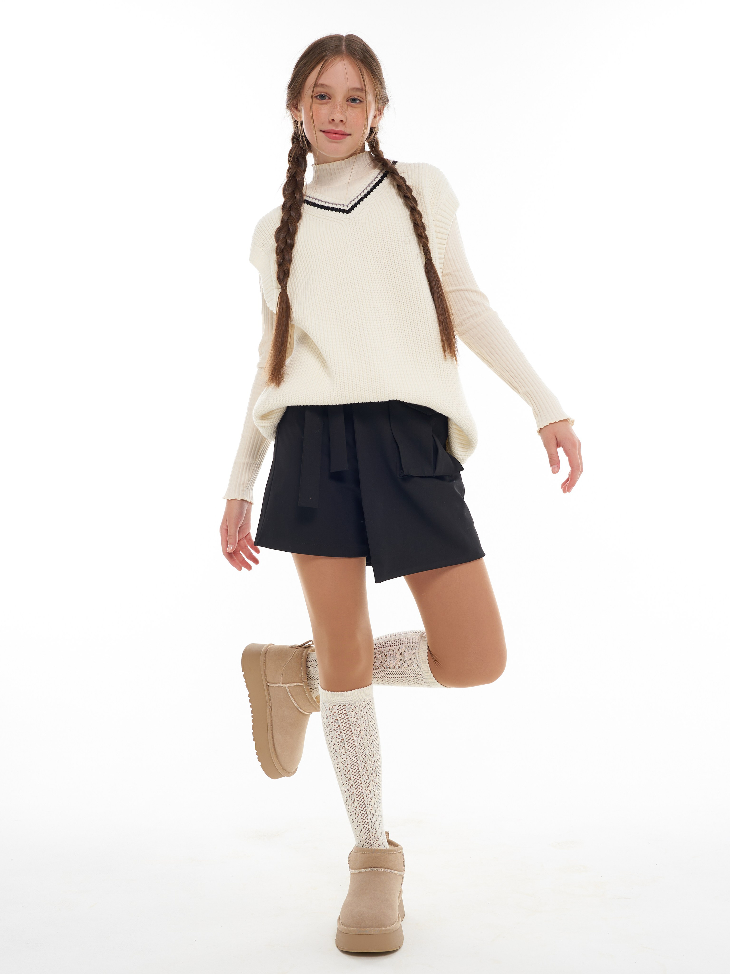 Фотомодель для маркетплейсов Настя. Фотосъёмка для марктеплейсов Studio 11.11