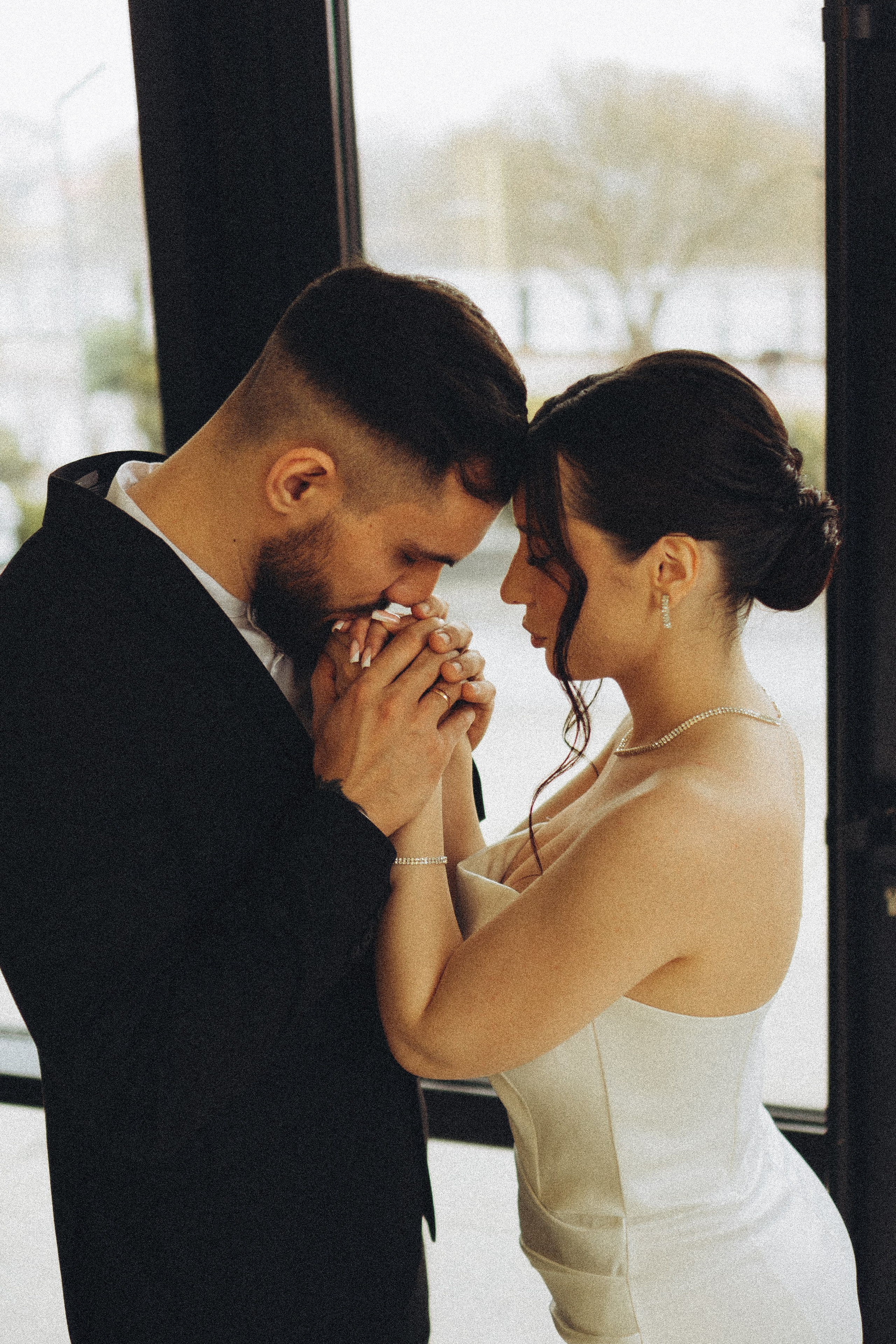 СВАДЕБНАЯ СЬЕМКА СБОРОВ ЖЕНИХА И НЕВЕСТЫ В ОТЕЛЕ И ТАКЖЕ ФОТОСЕССИИЯ В ОТЕЛЕЕ МЕГАПОЛИС БРЯНСК. Профессиональный фотограф, Санкт-Петербург — Виктория Богомолова