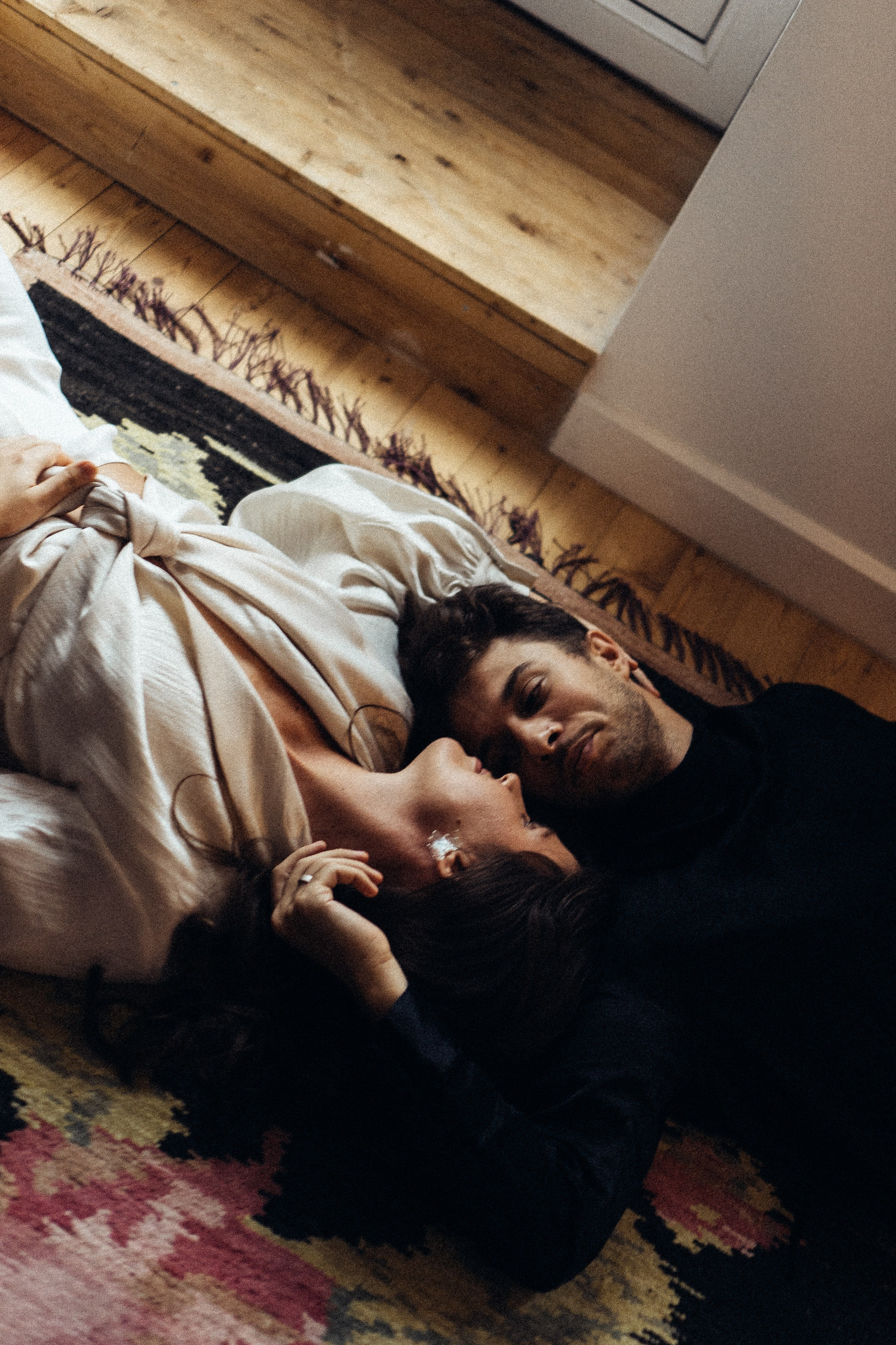 УТРО ЖЕНИХА И НЕВЕСТЫ В ПИТЕРСКОЙ КВАРТИРЕ И СЬЕМКА С СВАДЕБНЫХ ОБРАЗАХ. Профессиональный фотограф, Санкт-Петербург — Виктория Богомолова