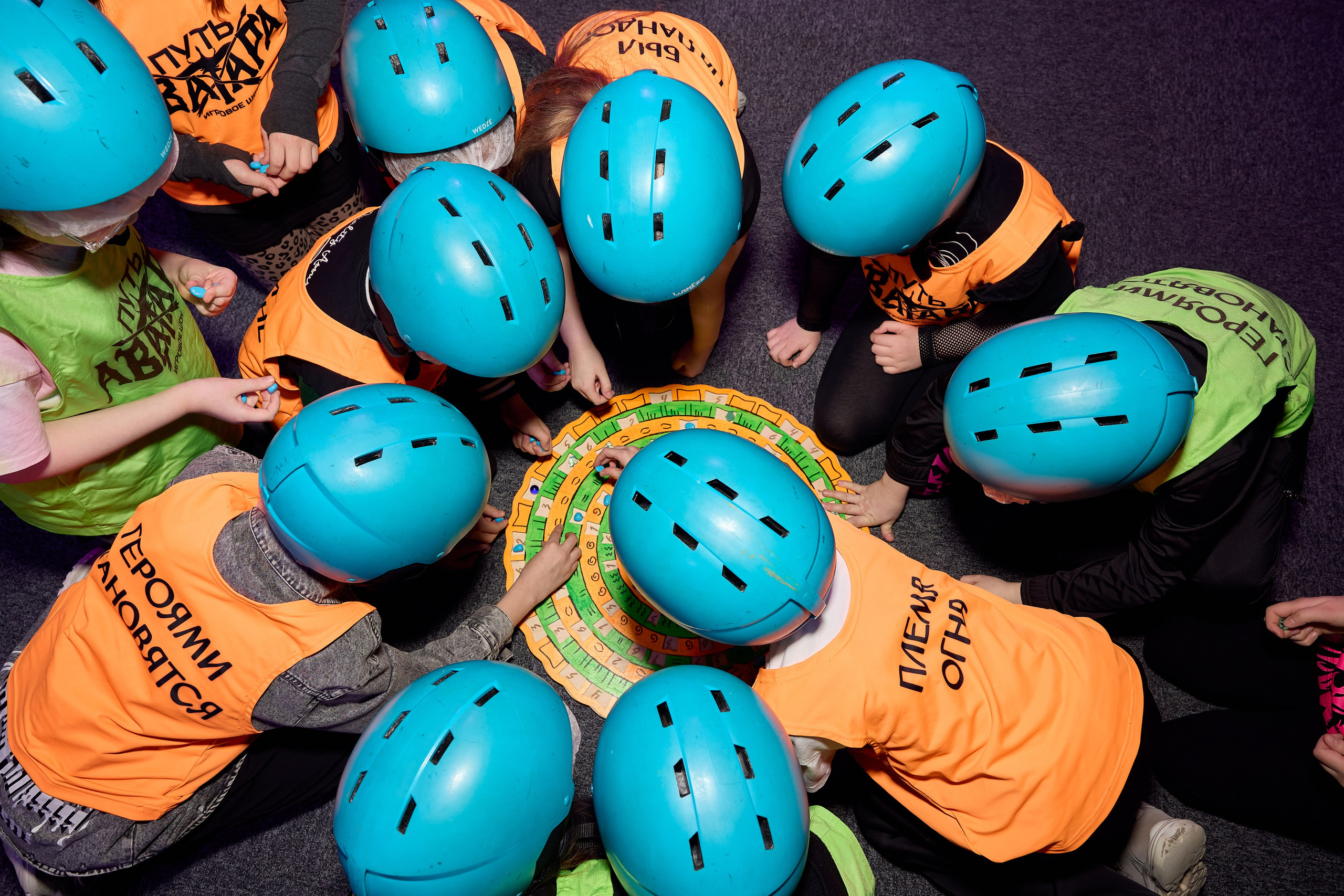 Фотосъёмка квестов и квест-шоу. Предметный и репортажный фотограф Алексей Кротов