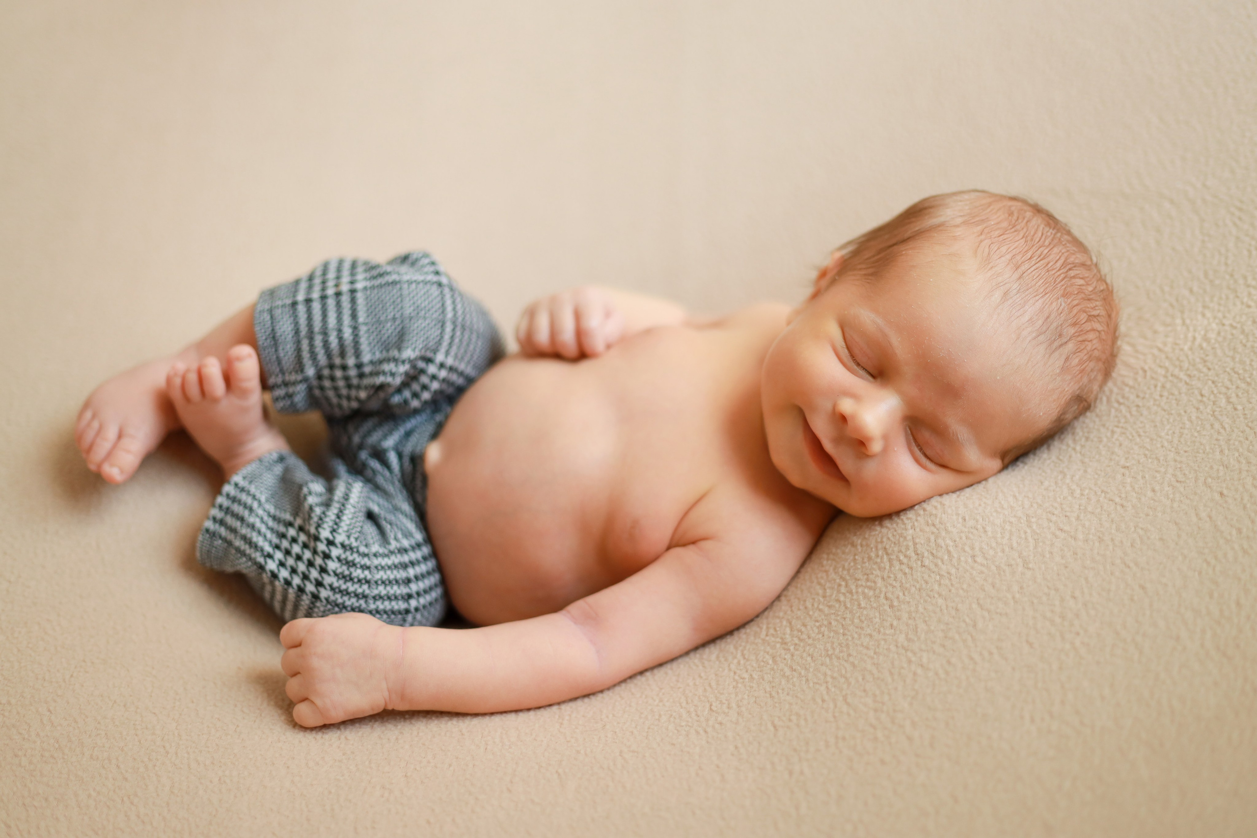 Ньюборн съёмка в студии. Семейный и Детский фотограф в Краснодаре Дарья Насаченко