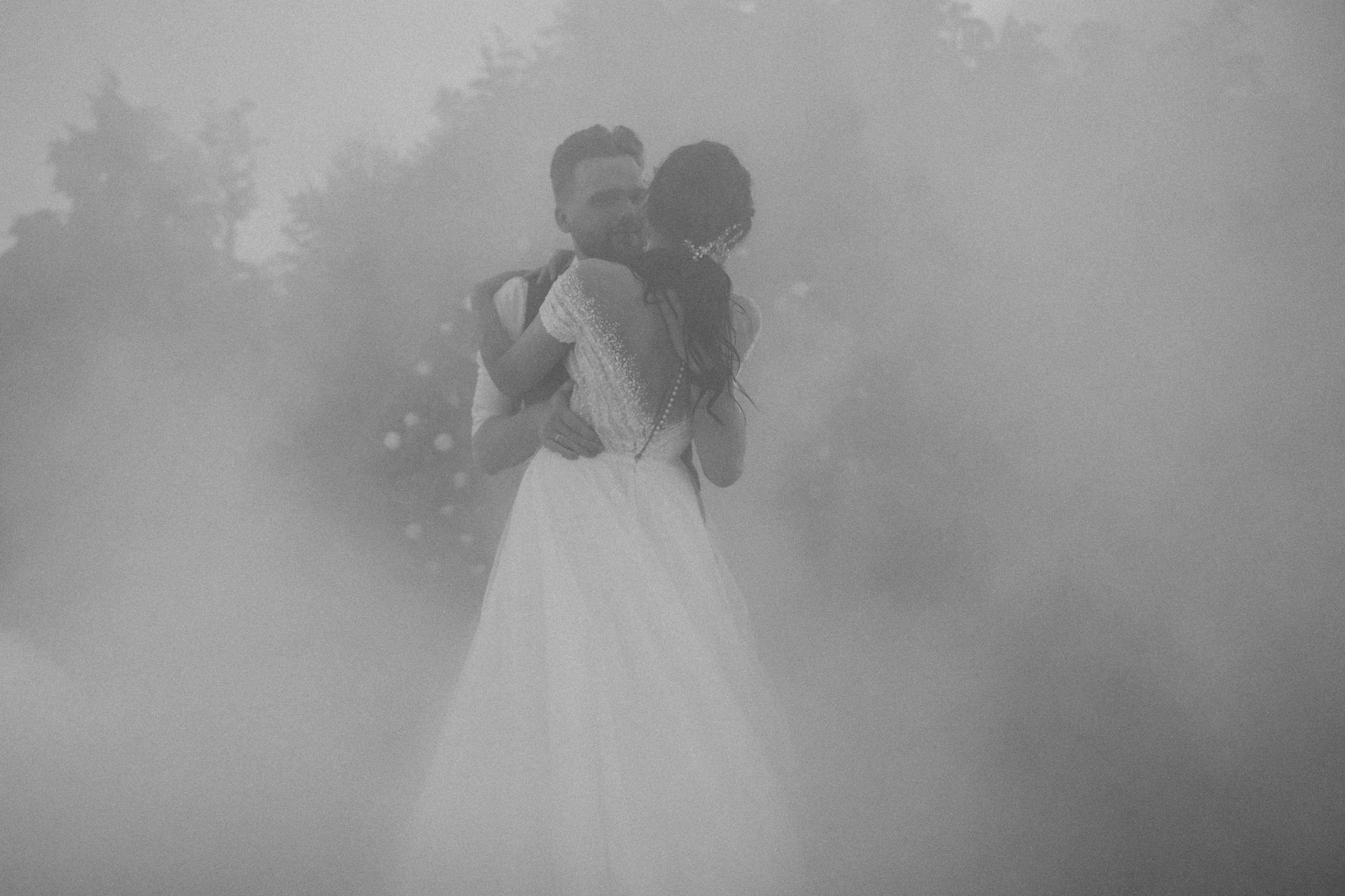 Свадебные фотографии. Фотограф в Барнауле Дарья Бутурлакина. Люби.Цени.Касайся