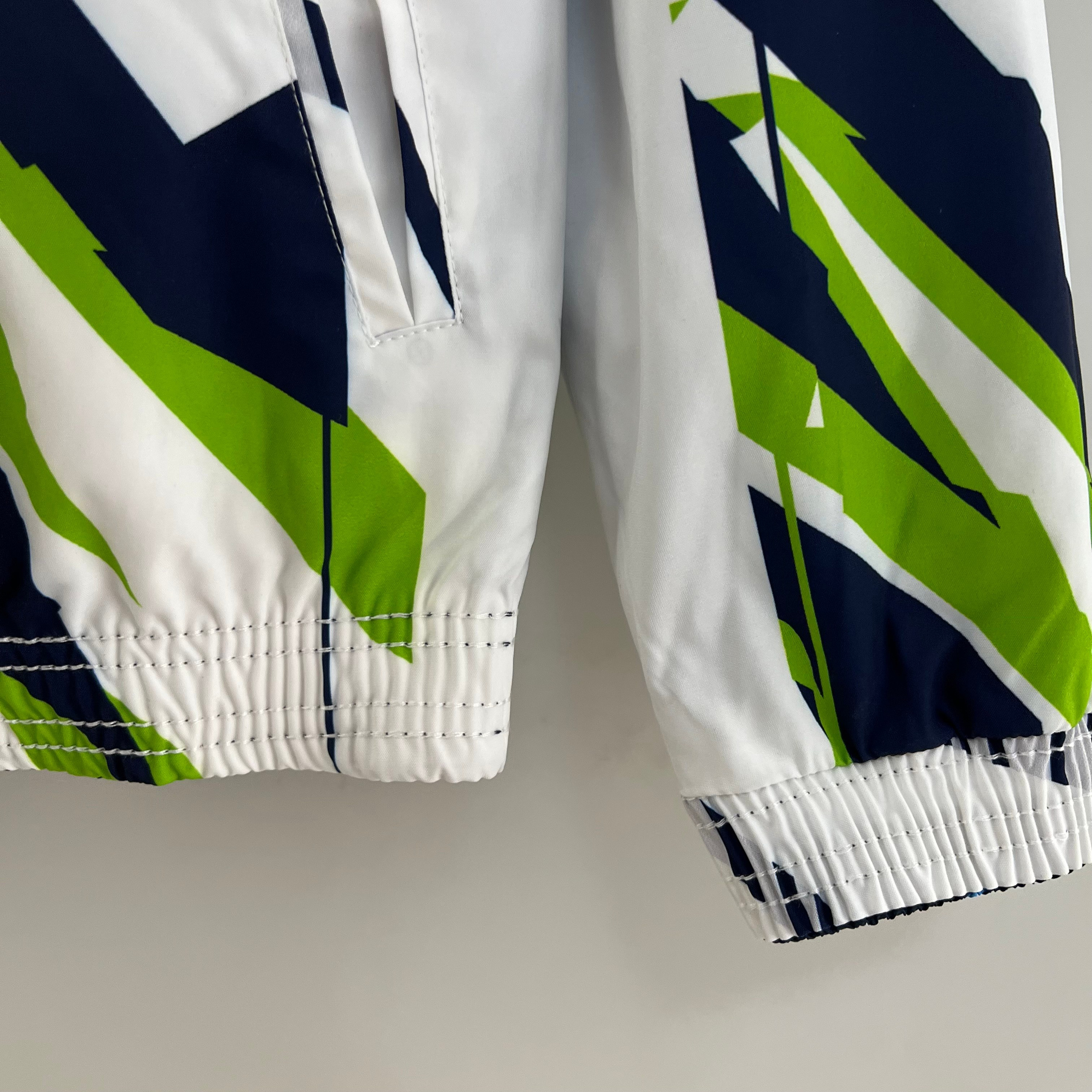 Ветровка Манчестер Сити 2023-2024 купить. Футбольный магазин — ssw_magazin