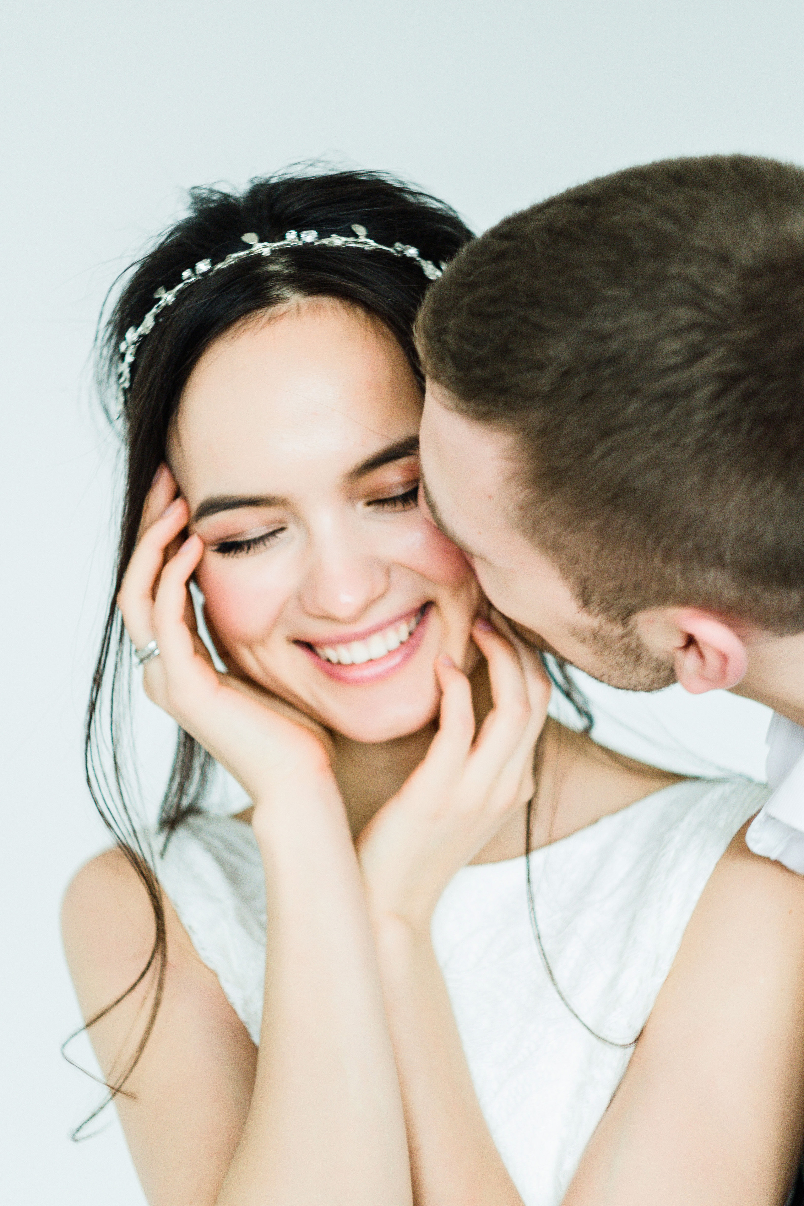 Свадебная фотосессия в студии Москва, камерная свадьба Москва