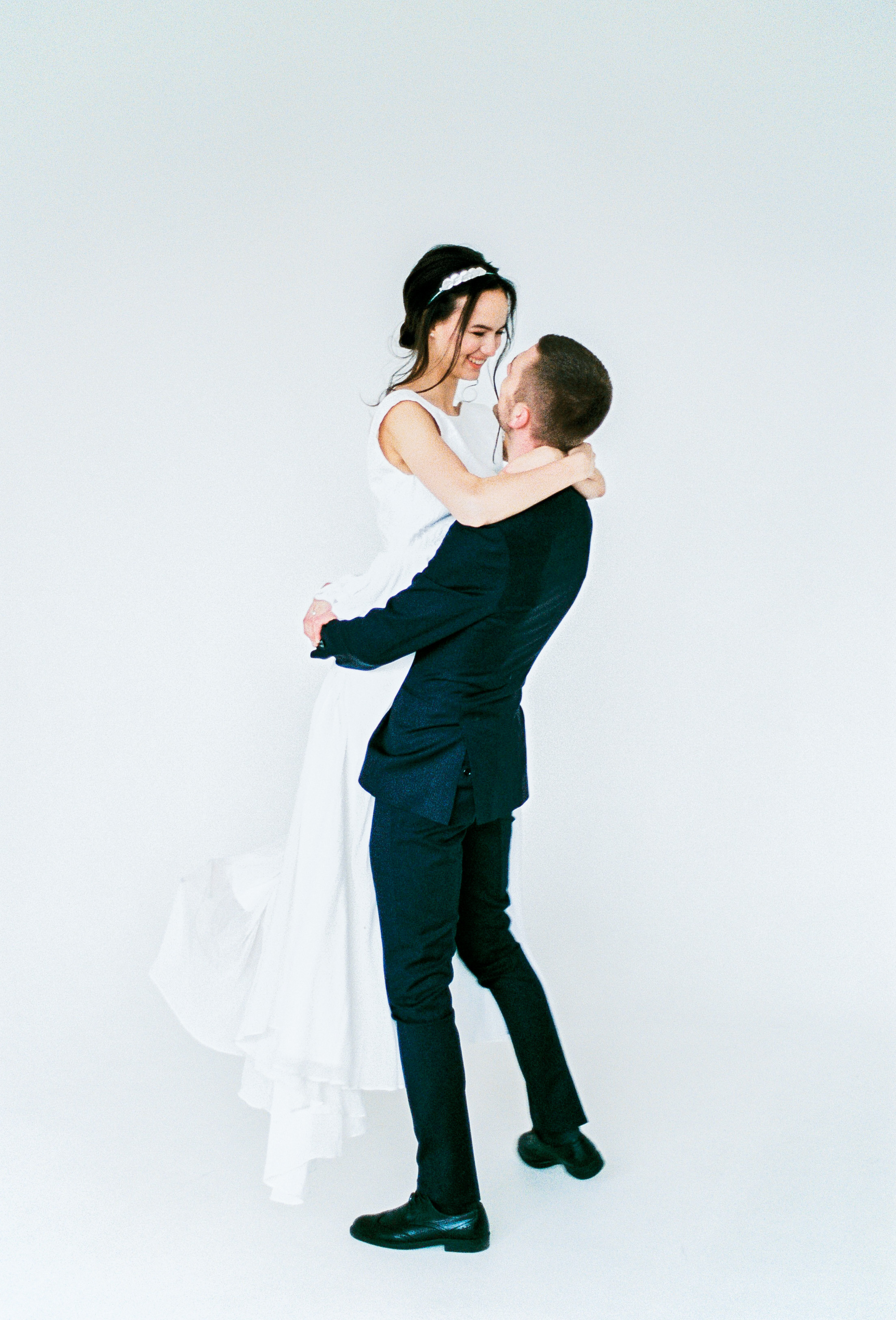 Свадебная фотосессия в студии Москва, камерная свадьба Москва