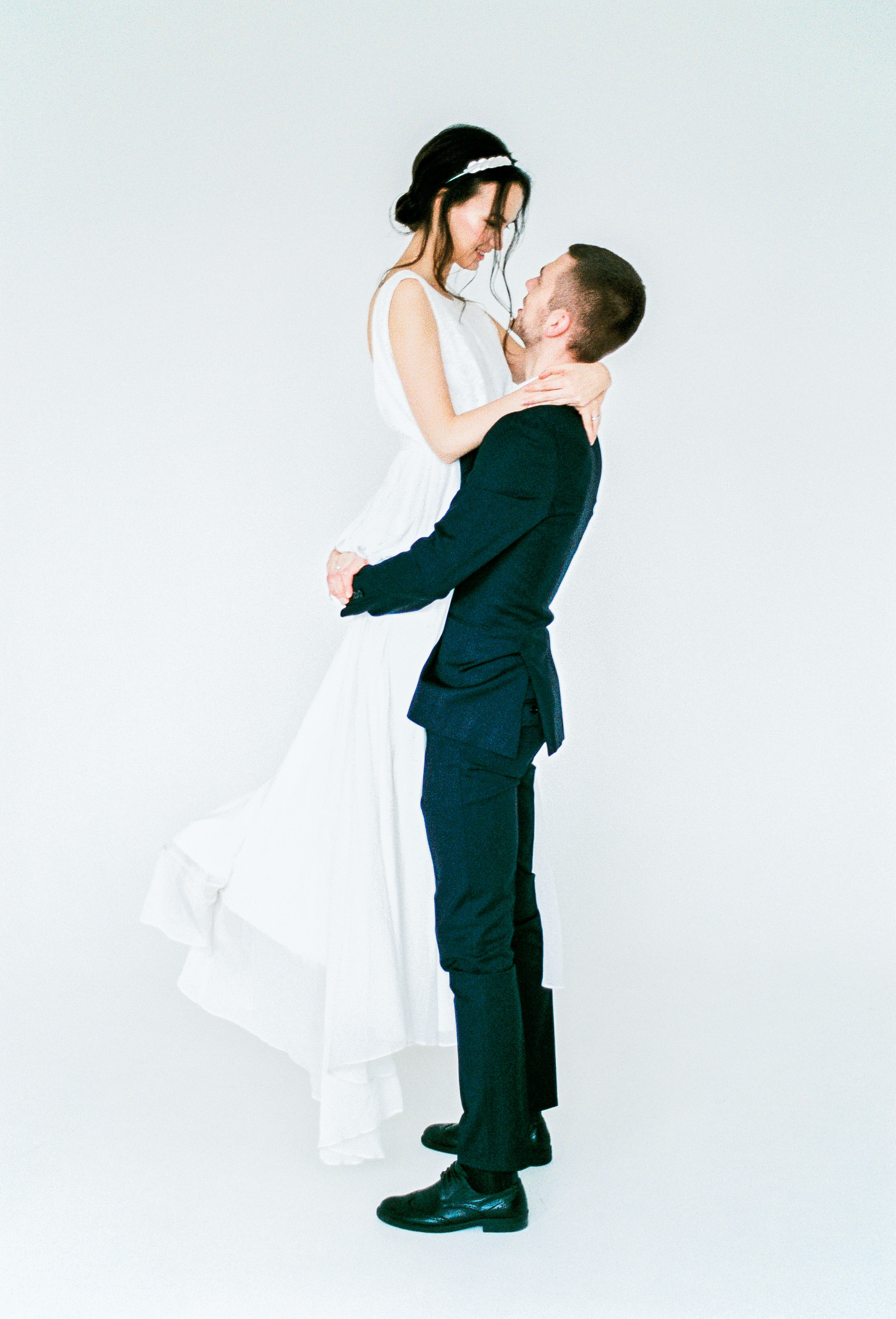 Свадебная фотосессия в студии Москва, камерная свадьба Москва