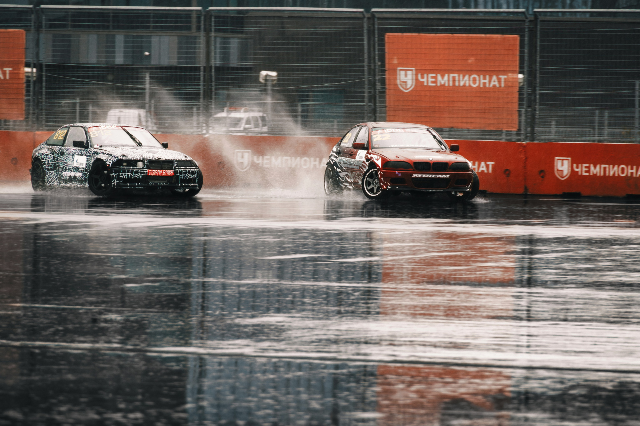 IDDC Этап 2: Бетонный Колизей и блогеры в деле