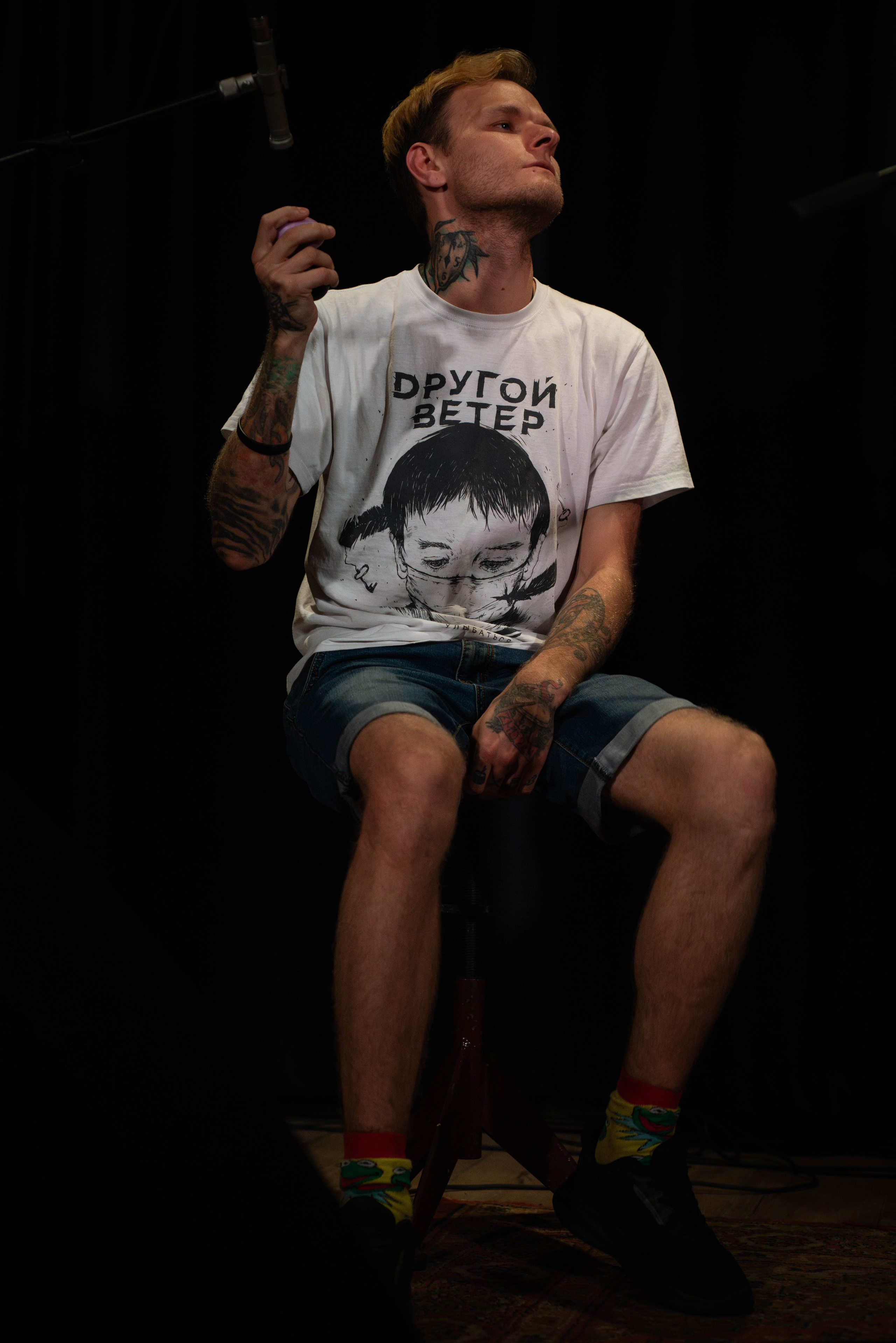 Лёва Сазонов (1 августа 2024 года, Москва, арт-кафе Пушкарёв). Фотограф Светлана Блинова, Москва и Московская область