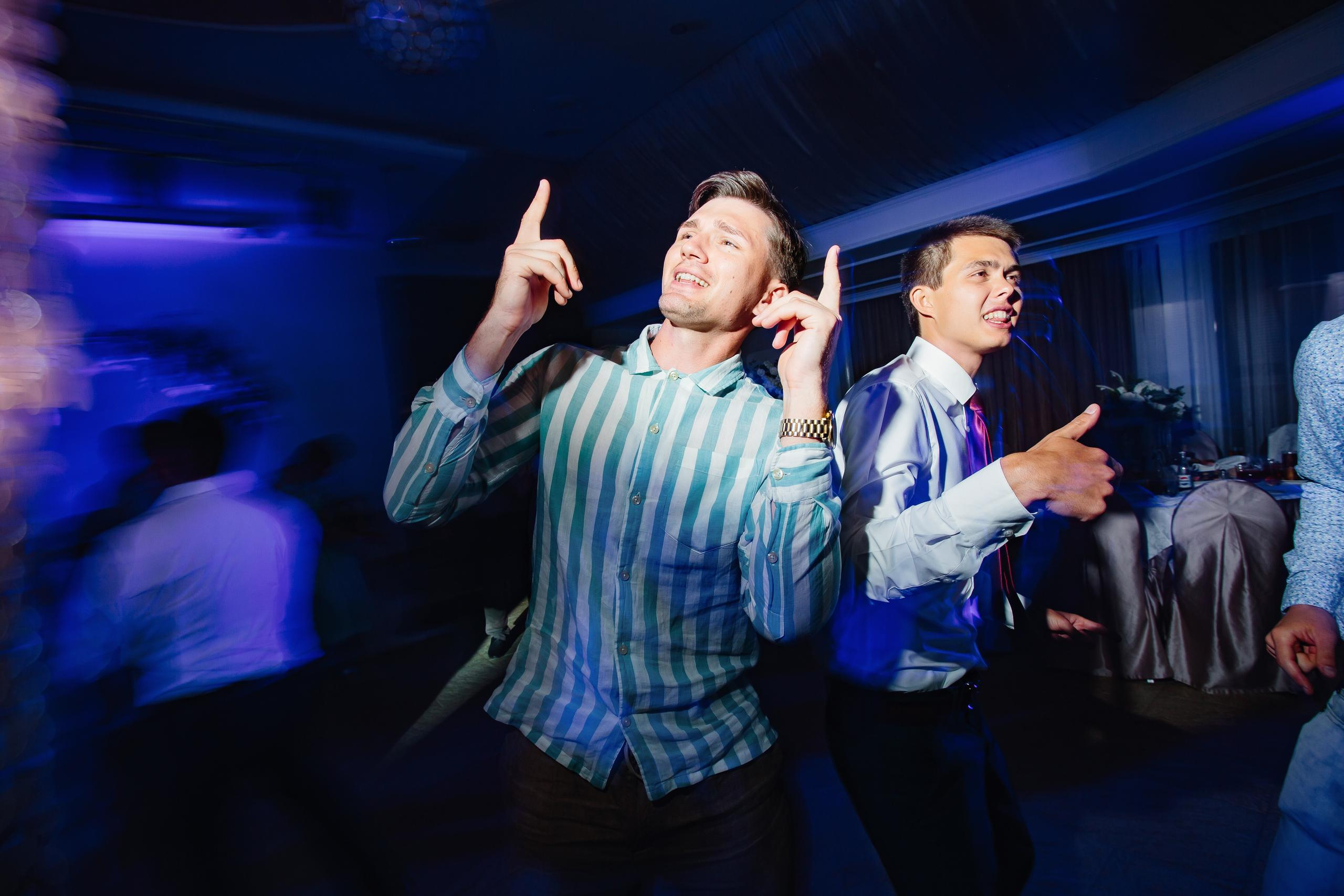 Информация. Свадебный и семейный фотограф Ворожейкин Олег. Фотографирую во Владиво