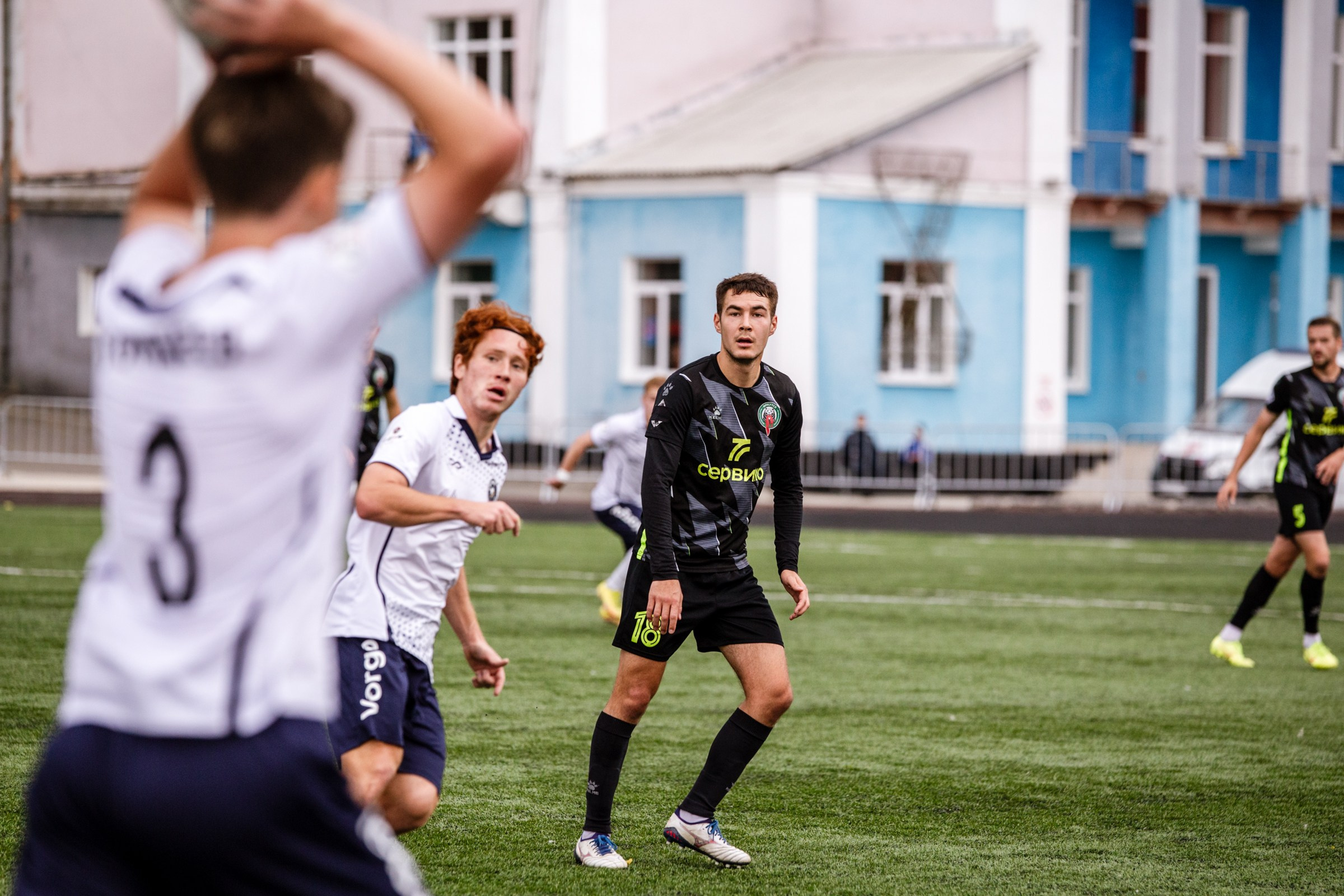 Первенство России по футболу LEON-Вторая лига Б | ФК Иркутск — Космос (Долгопрудный) | 14.09.25. Фотограф в Иркутске Евгения Айвазова