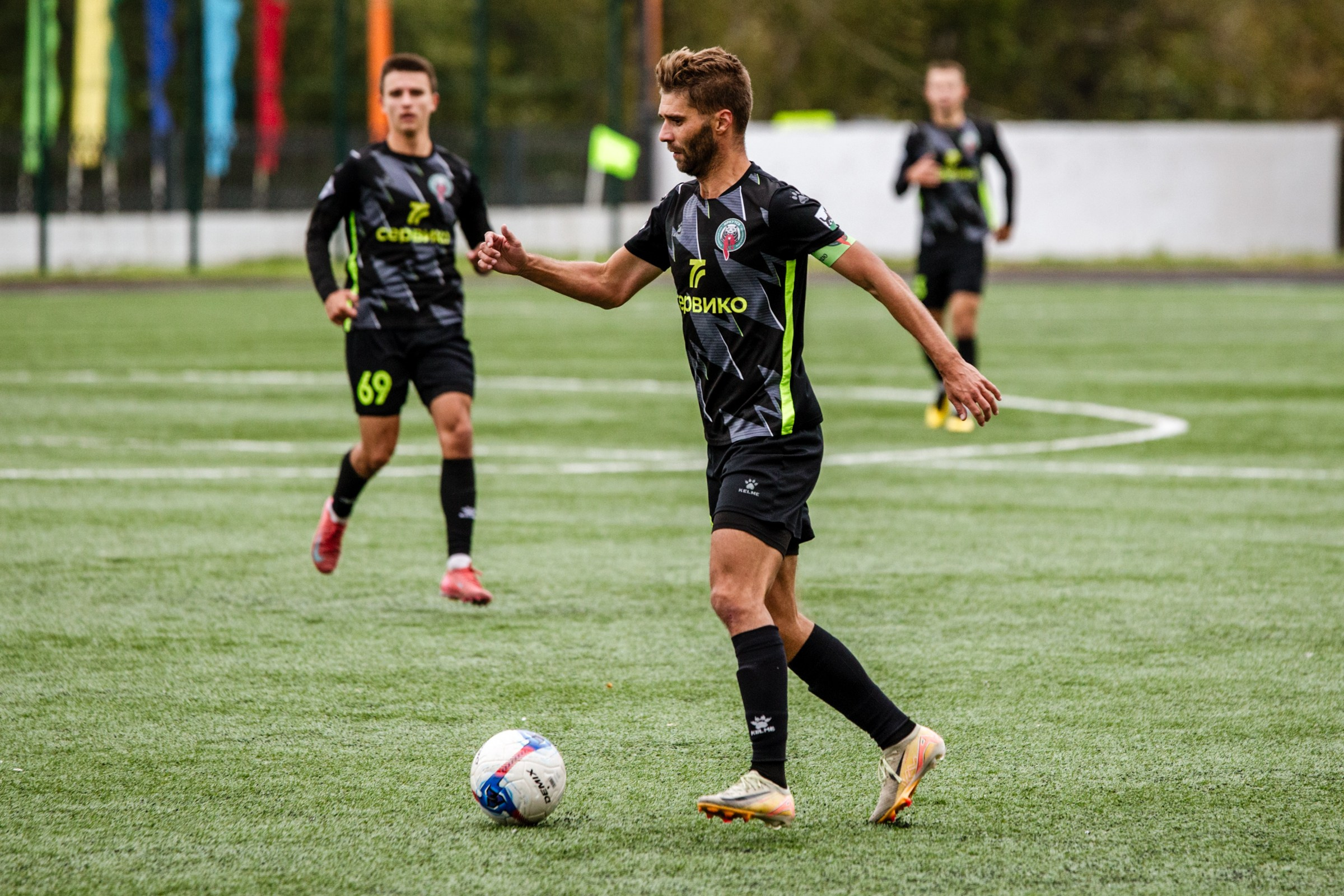 Первенство России по футболу LEON-Вторая лига Б | ФК Иркутск — Космос (Долгопрудный) | 14.09.25. Фотограф в Иркутске Евгения Айвазова