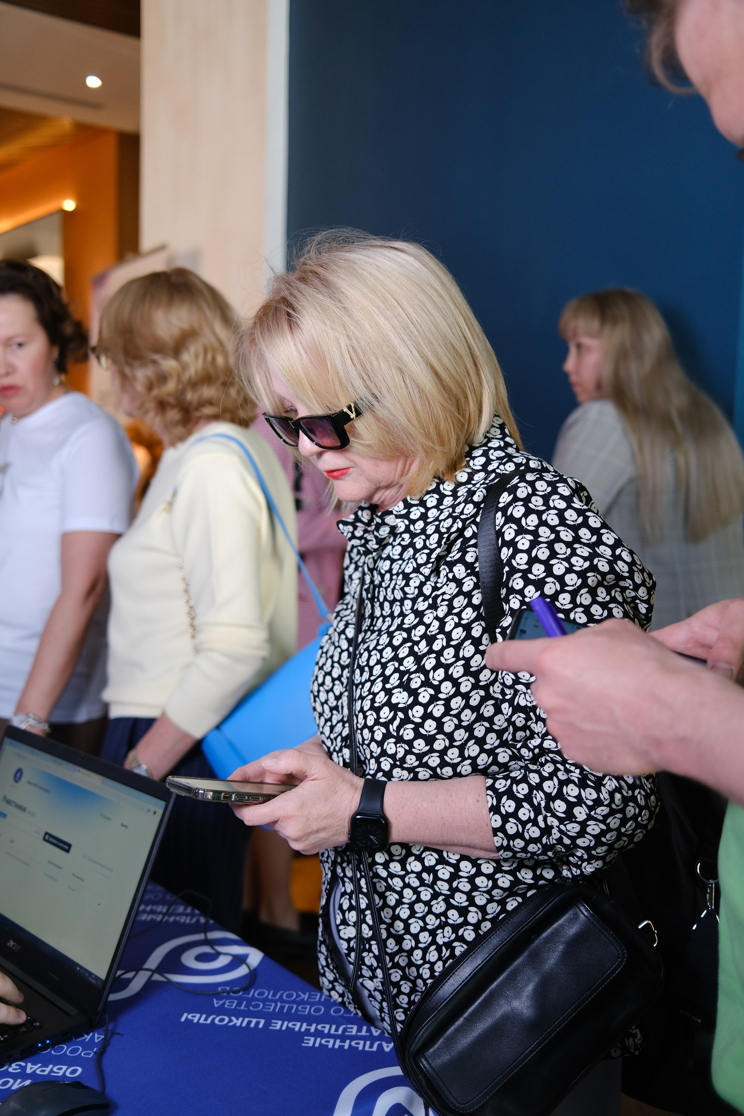 Репортражный фотограф конференций, бизнес-мероприятий, официальных открытий в Краснодаре, Архангельске. Фотосъемка официальных мероприятий. 