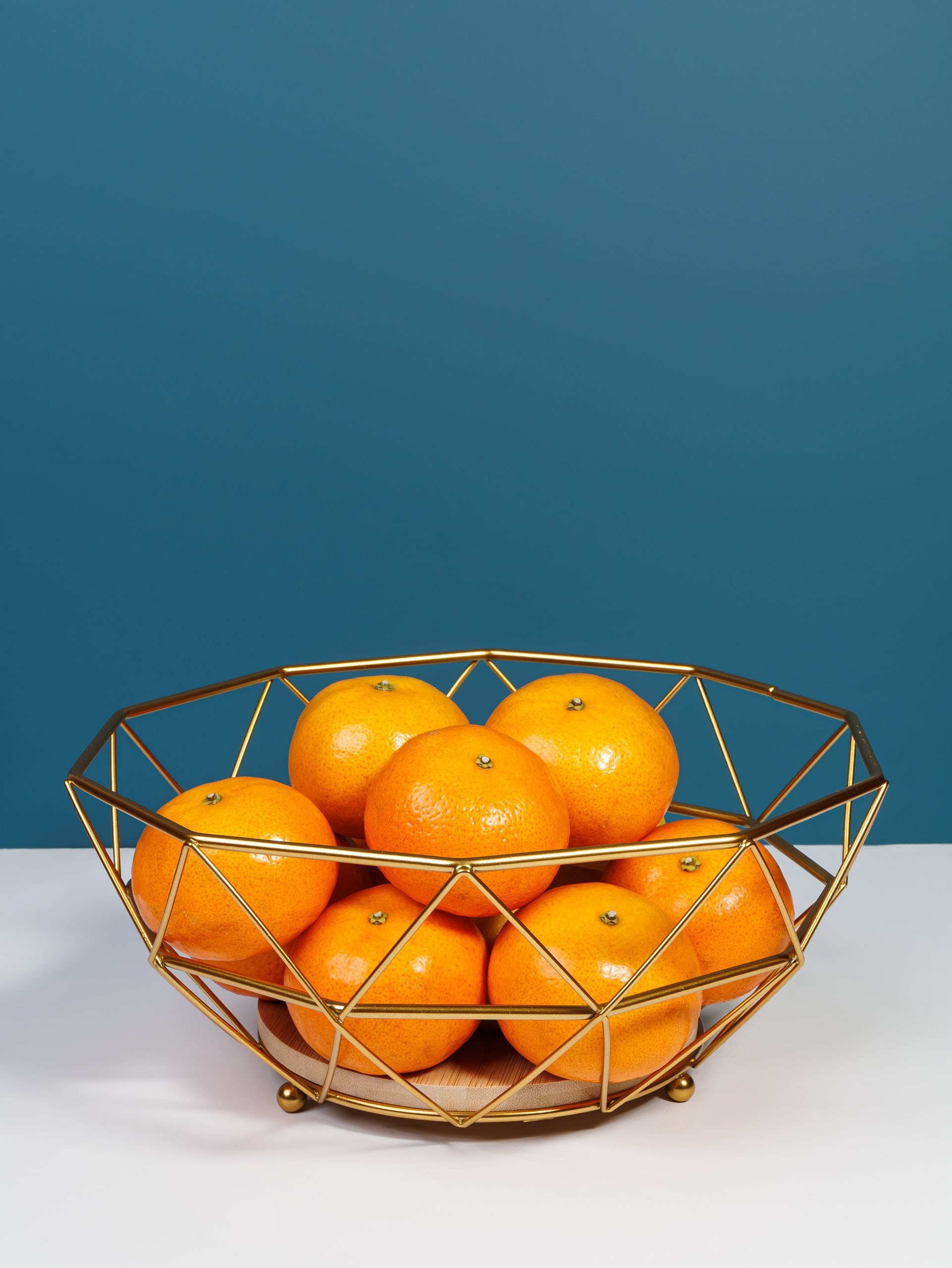 Фото и видео для маркетплейсов, премиум-студия Константина Фадеева