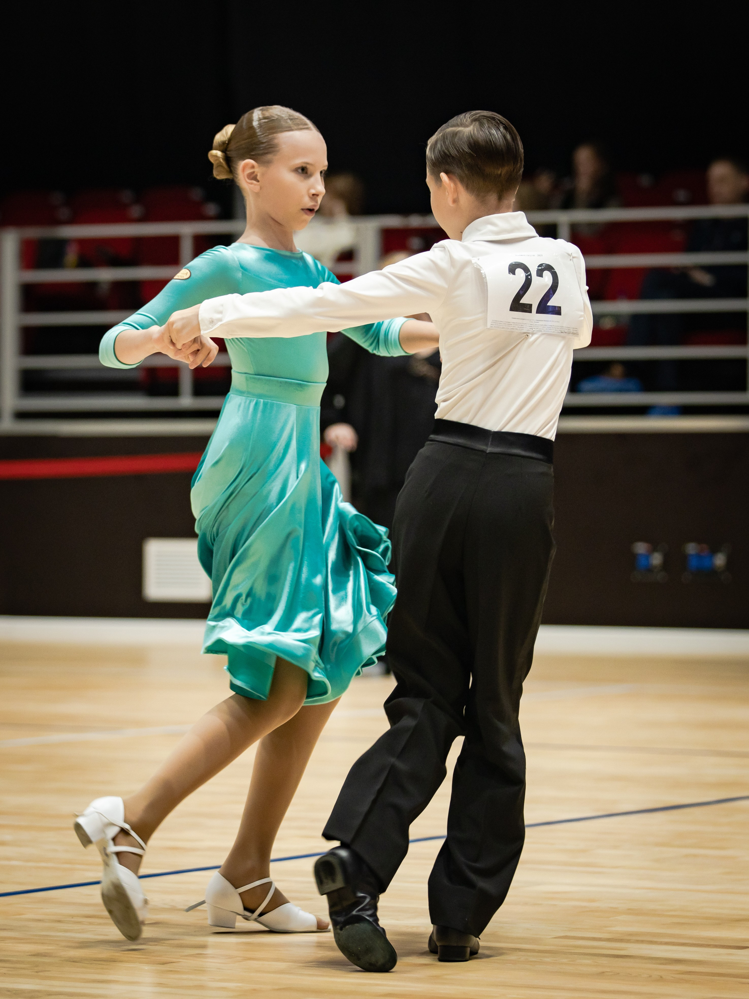 Региональный турнир по танц. спорту. Фотограф. г. Южно-Сахалинск. Олег Толстов