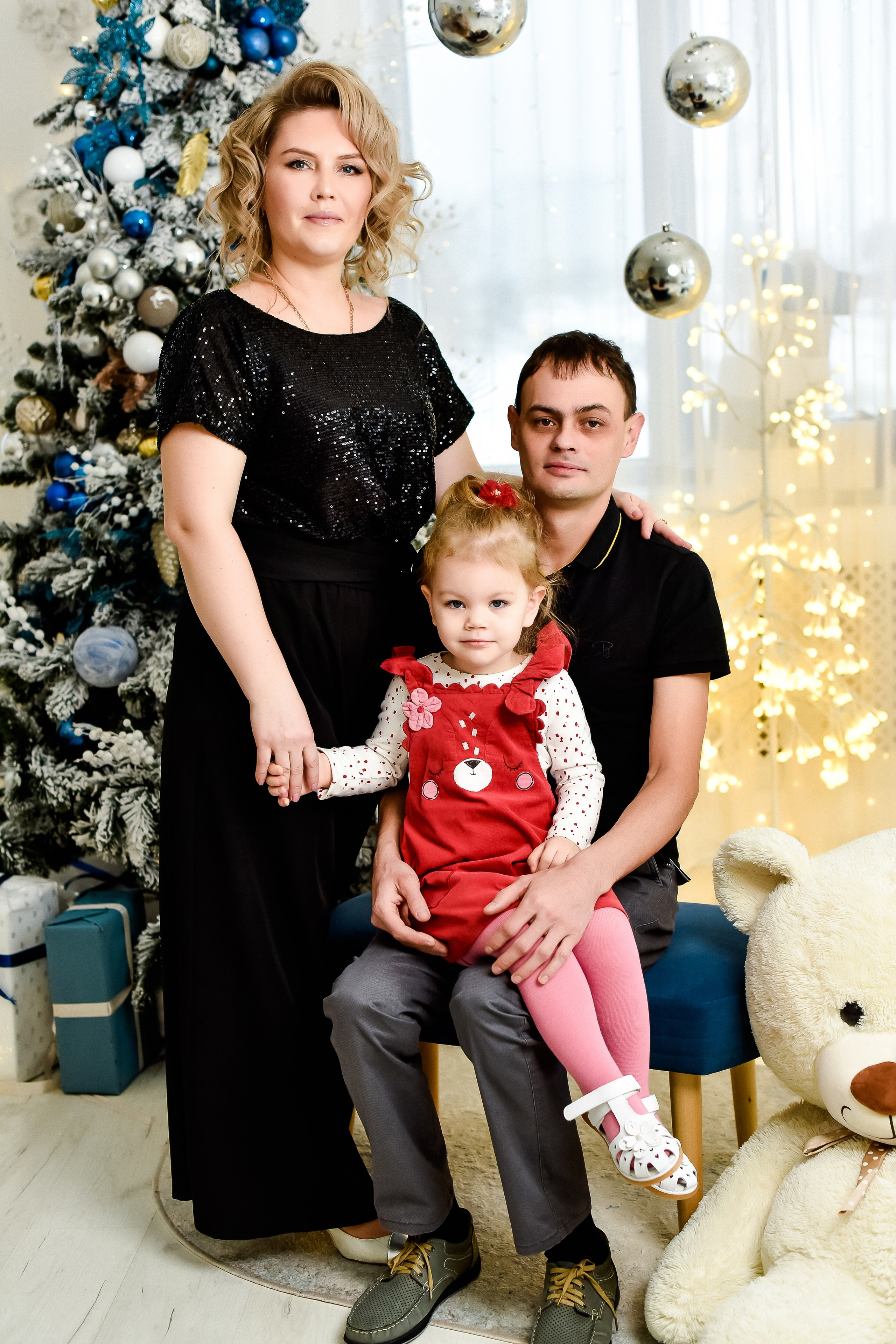 Семья Алёны, Владимира и Василисы