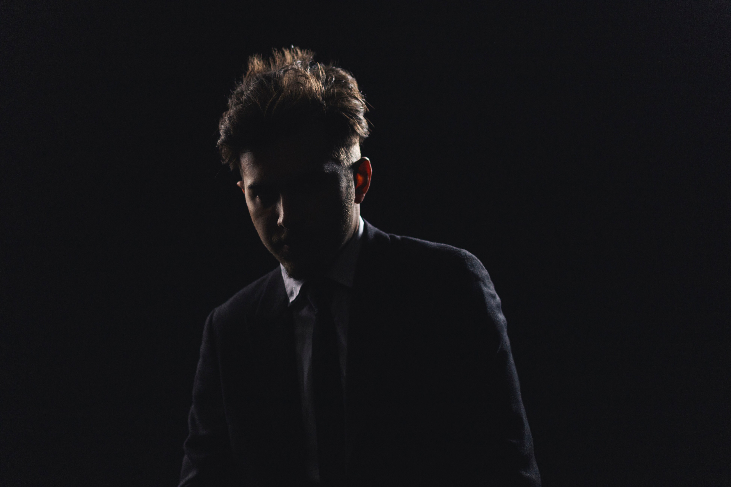 Мужской портрет в студии. Фотограф Каримов Виктор