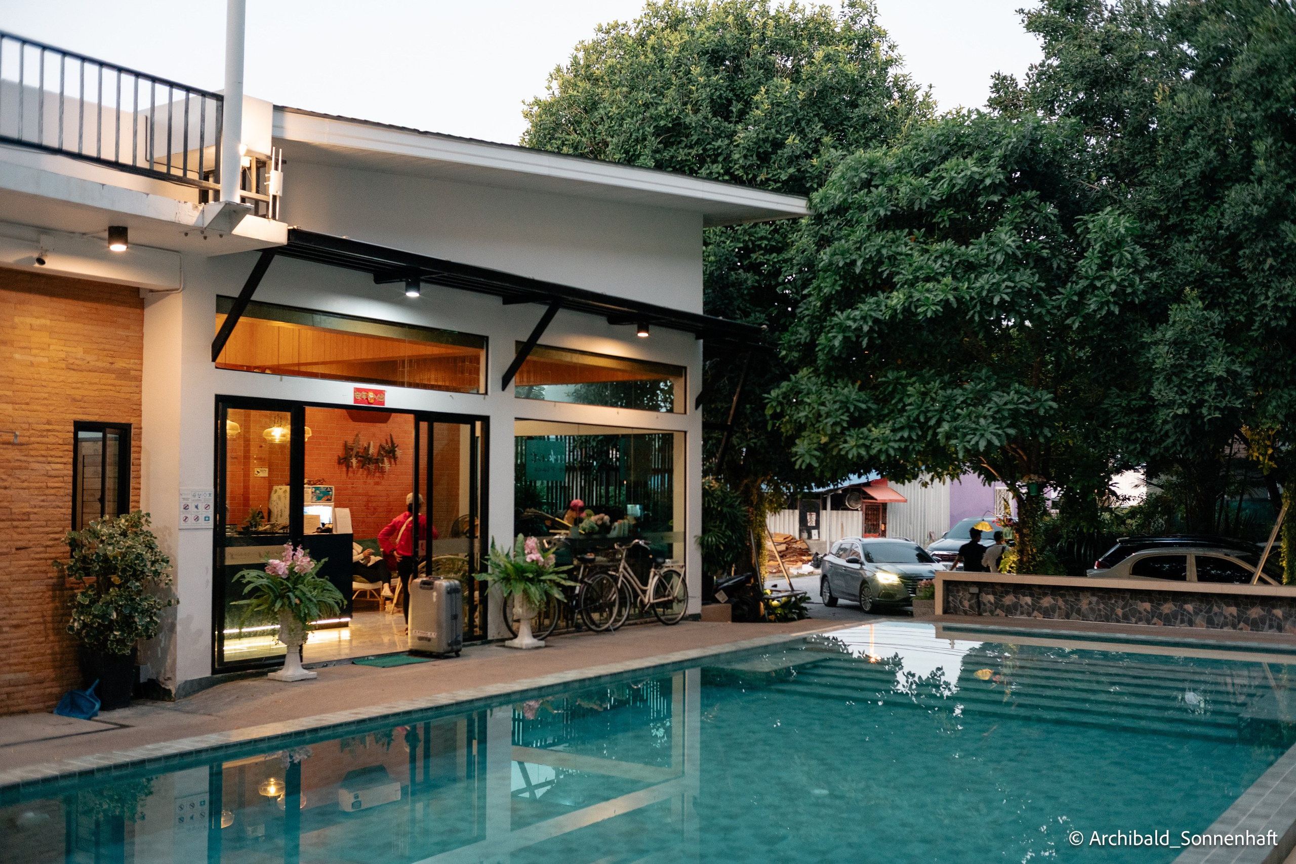 Thai monk. Photographer in Guangzhou, China. Archibald Sonnenhaft
