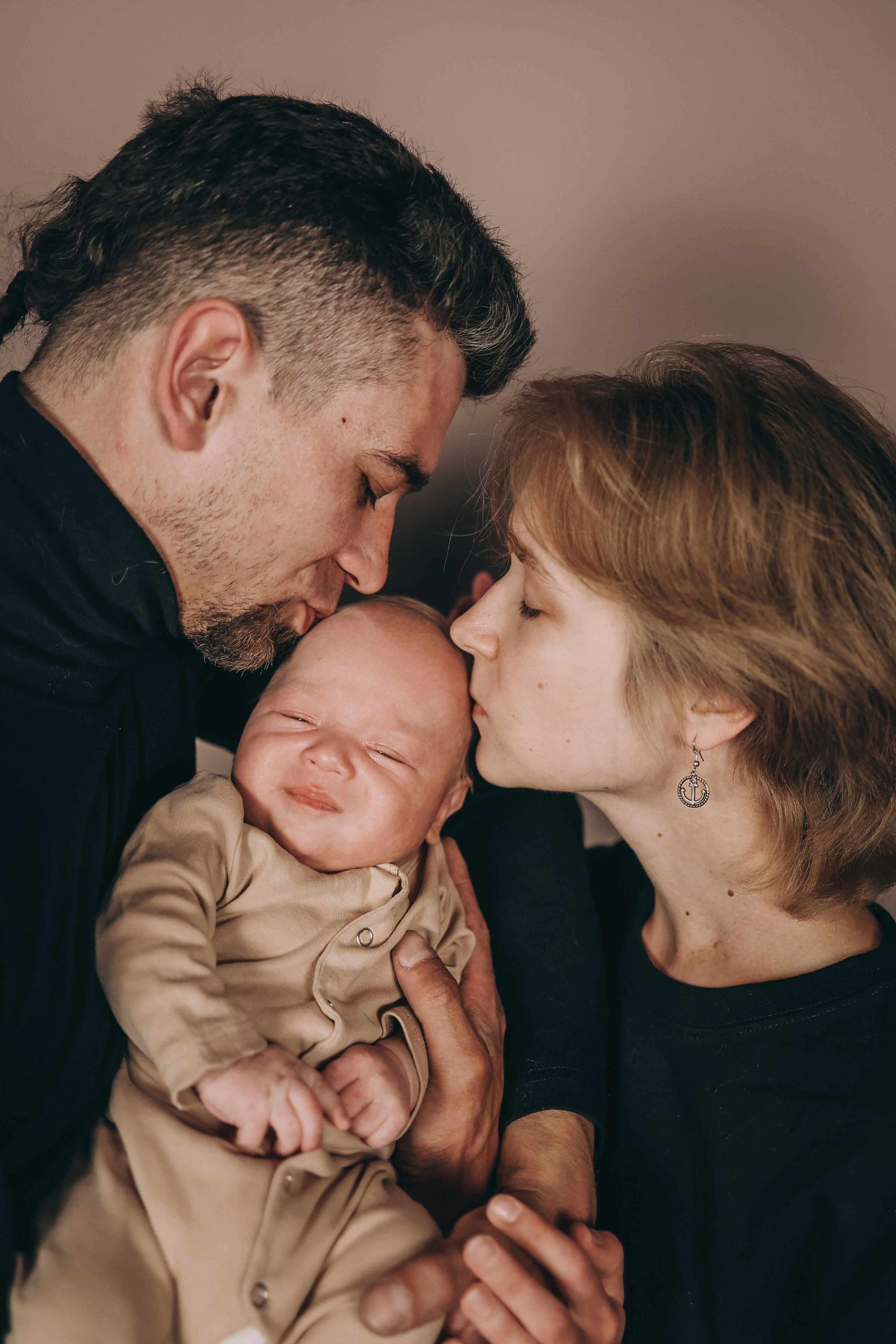 Семья в студии. Фотограф Алена Малинина в Санкт-Петербурге Пушкин Питер СПб Семейные и детские фотосессии