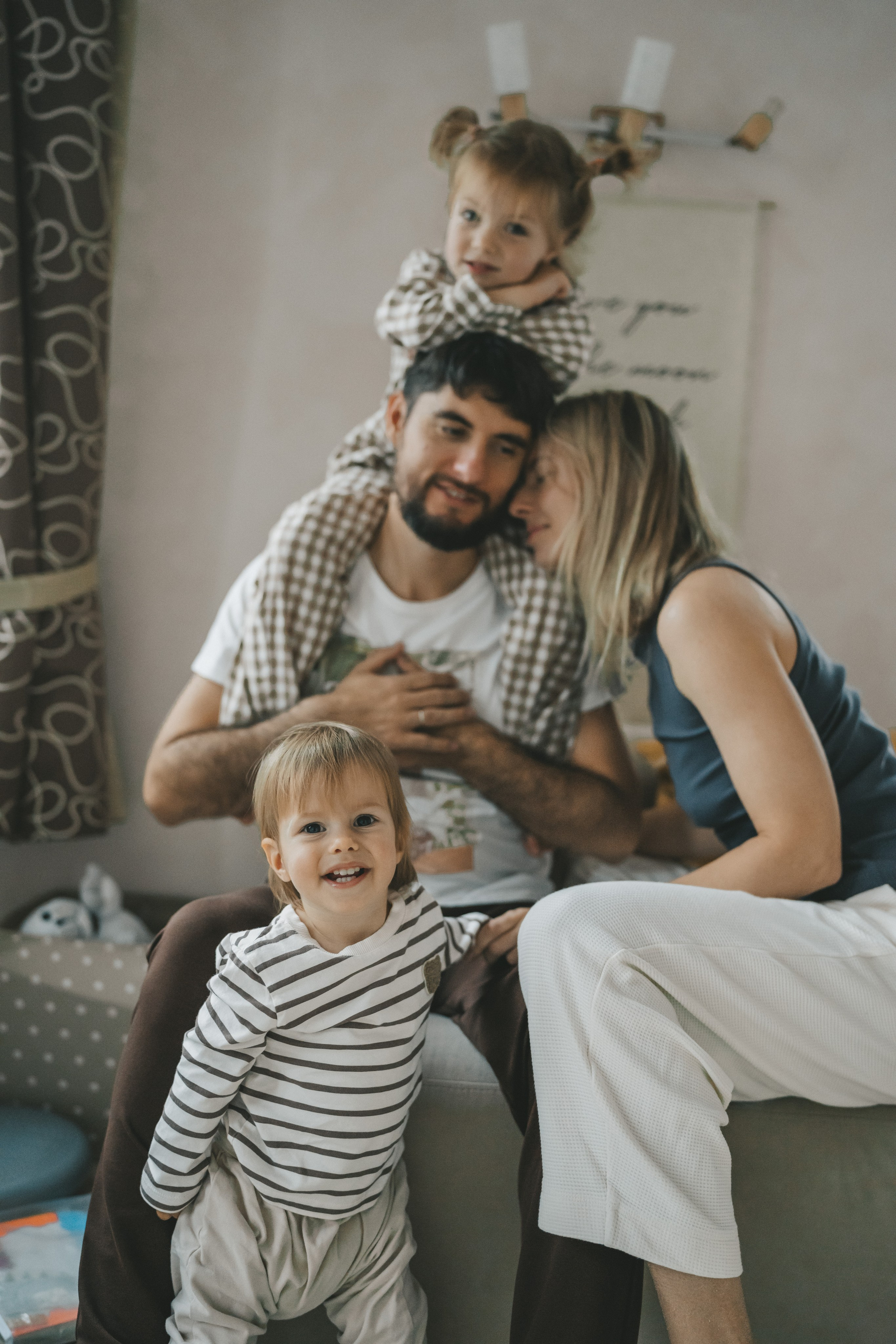 Рома& Оля& Настя& Саша. Ярослава Осетрова фотограф — Мск