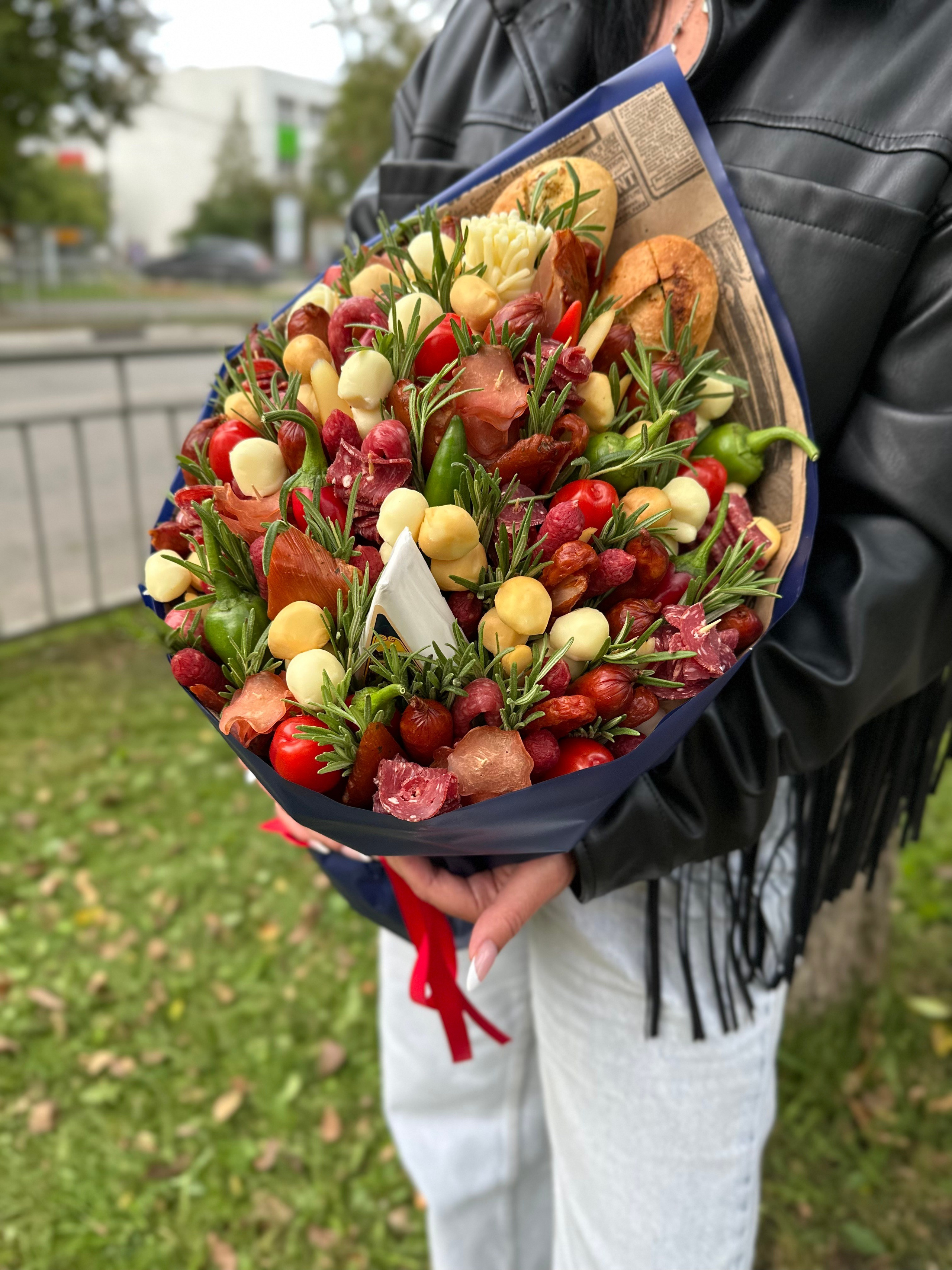 Колбасные. Выездной кейтеринг, съедобные букеты, торты и сладости на заказ