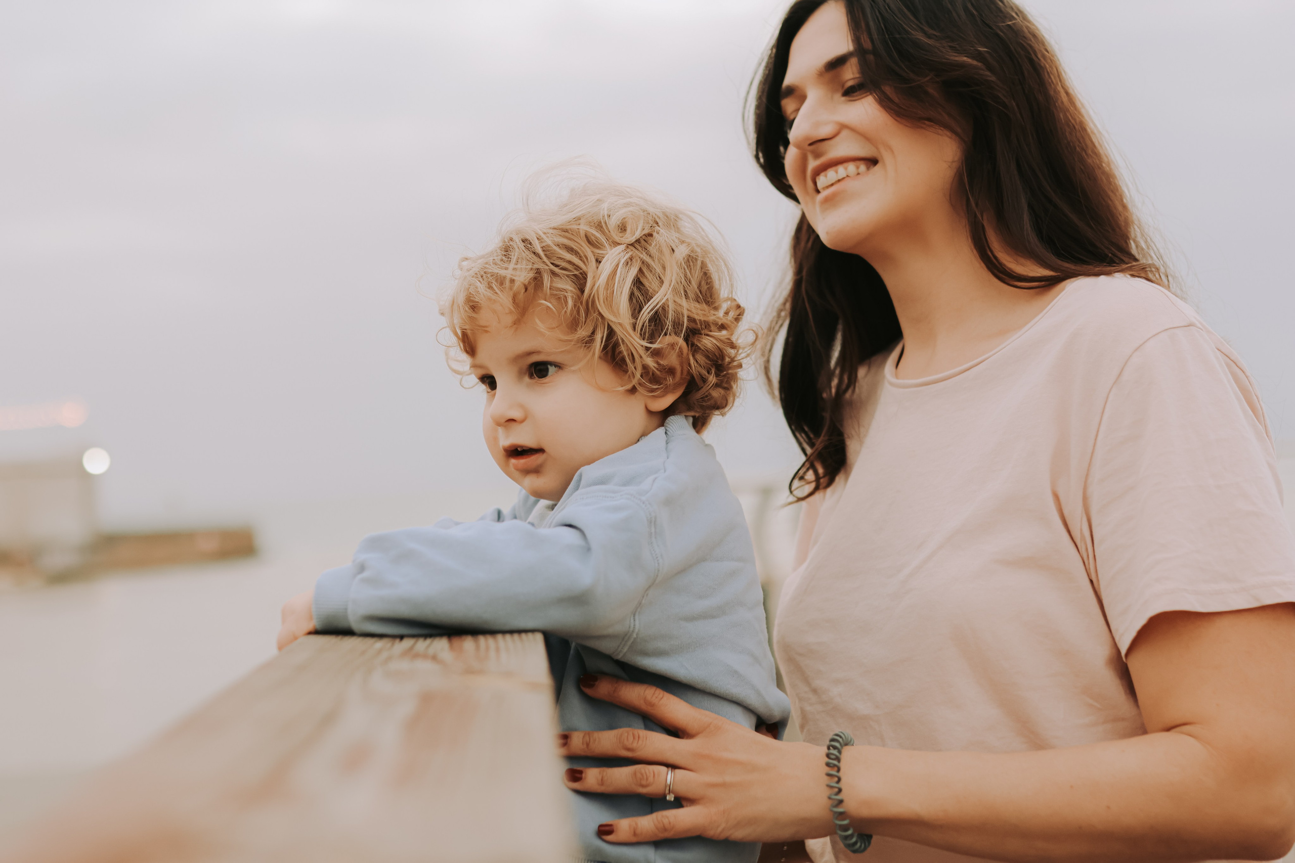 Eithan's family, Tel Aviv | February 2026. Photographer in Israel Alice Milchin