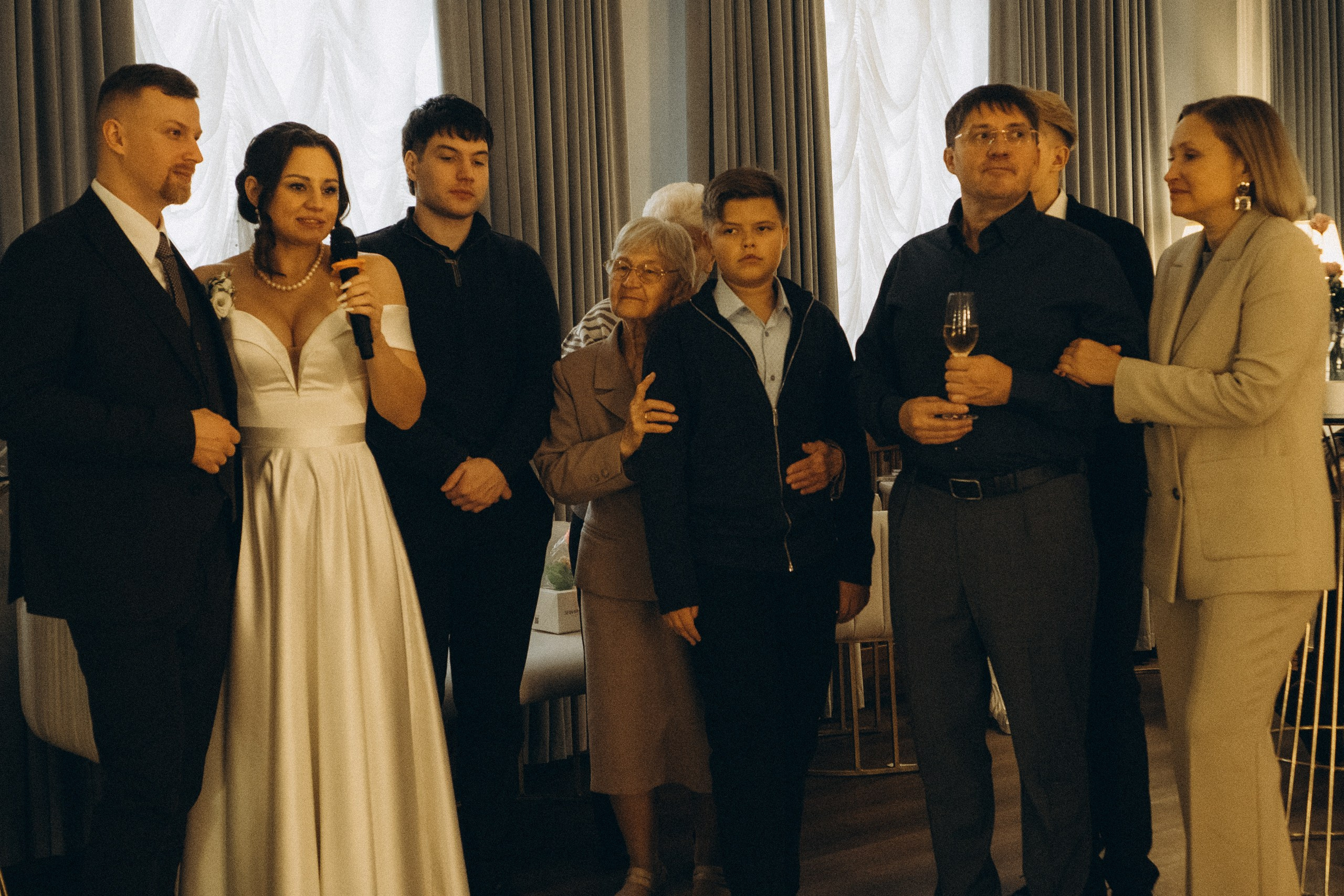 СЬЕМКА РЕПОРТАЖ В ЗАГСЕ (2 ДВОРЕЦ). Профессиональный фотограф, Санкт-Петербург — Виктория Богомолова