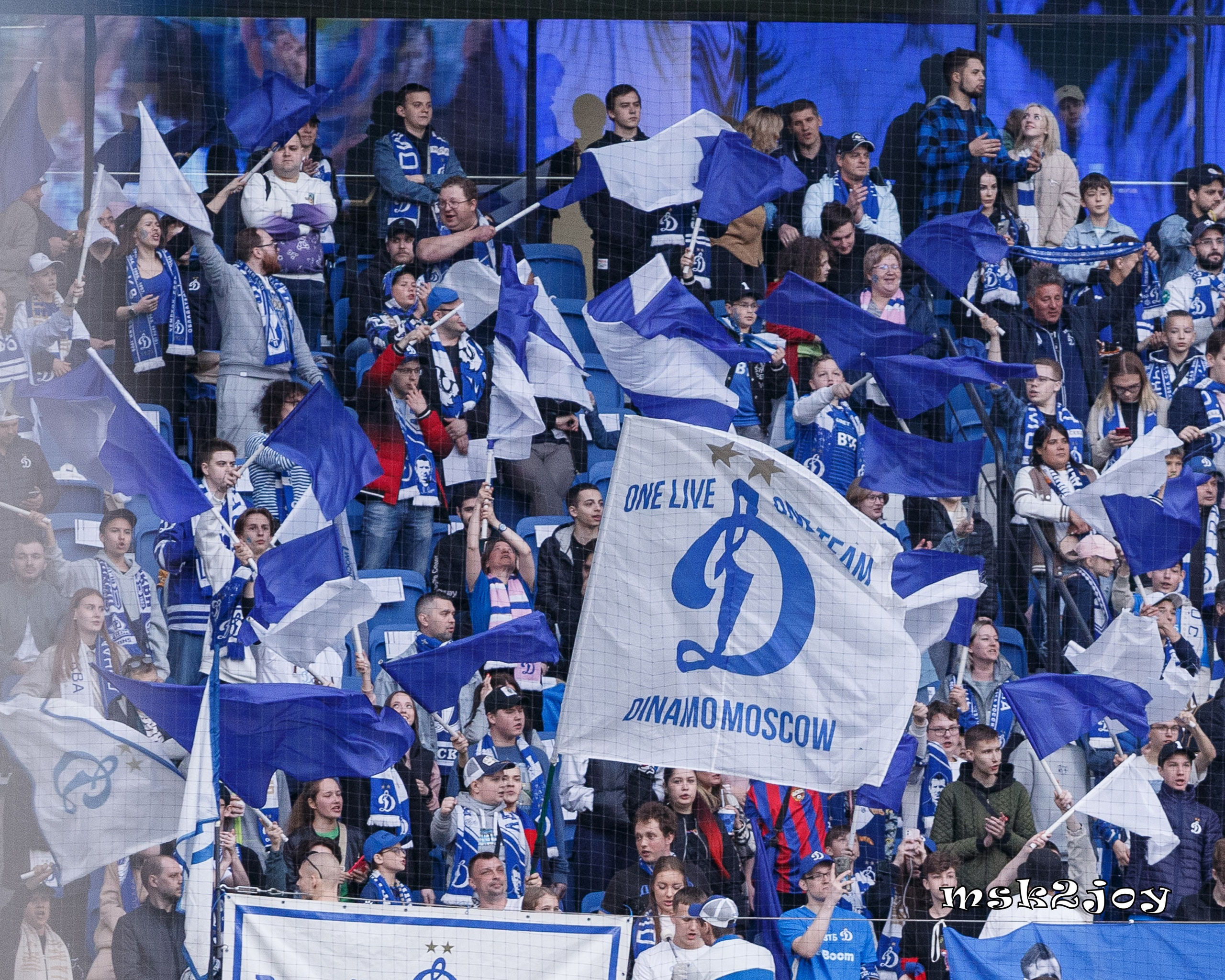 Фоторепортаж. РПЛ. Динамо — Зенит. Михаил Тоцкий портретный и репортажный фотограф в Москве