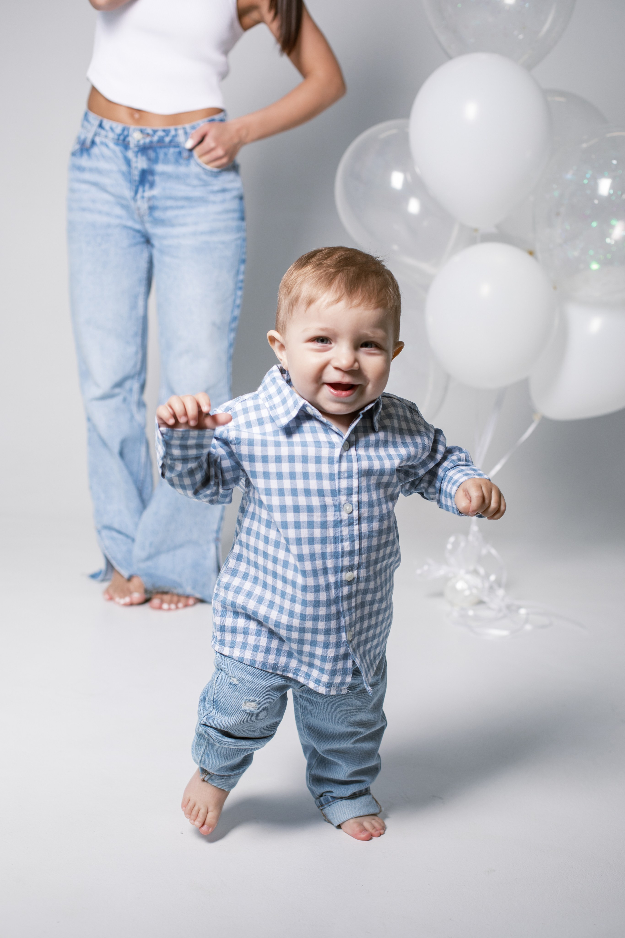 Маша, Арина, Артем. Главная