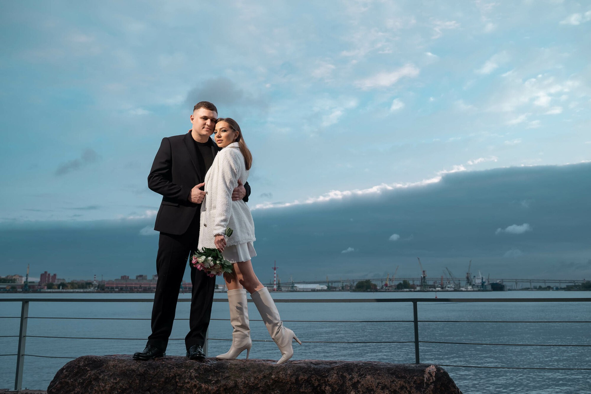 Свадебная съемка в фотостудии и Севкабеле. Свадебный фотограф в Санкт-Петербурге и Москве Андрей Нестеров