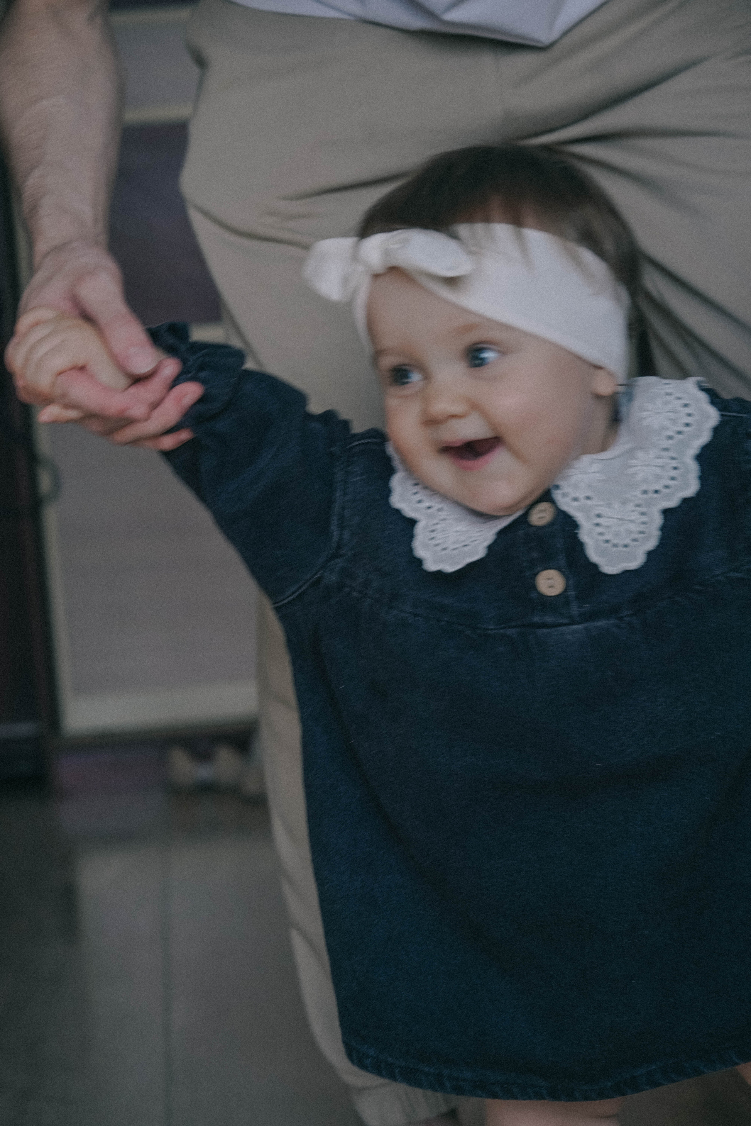 Она стала его нежностью. Семейный и свадебный фотограф