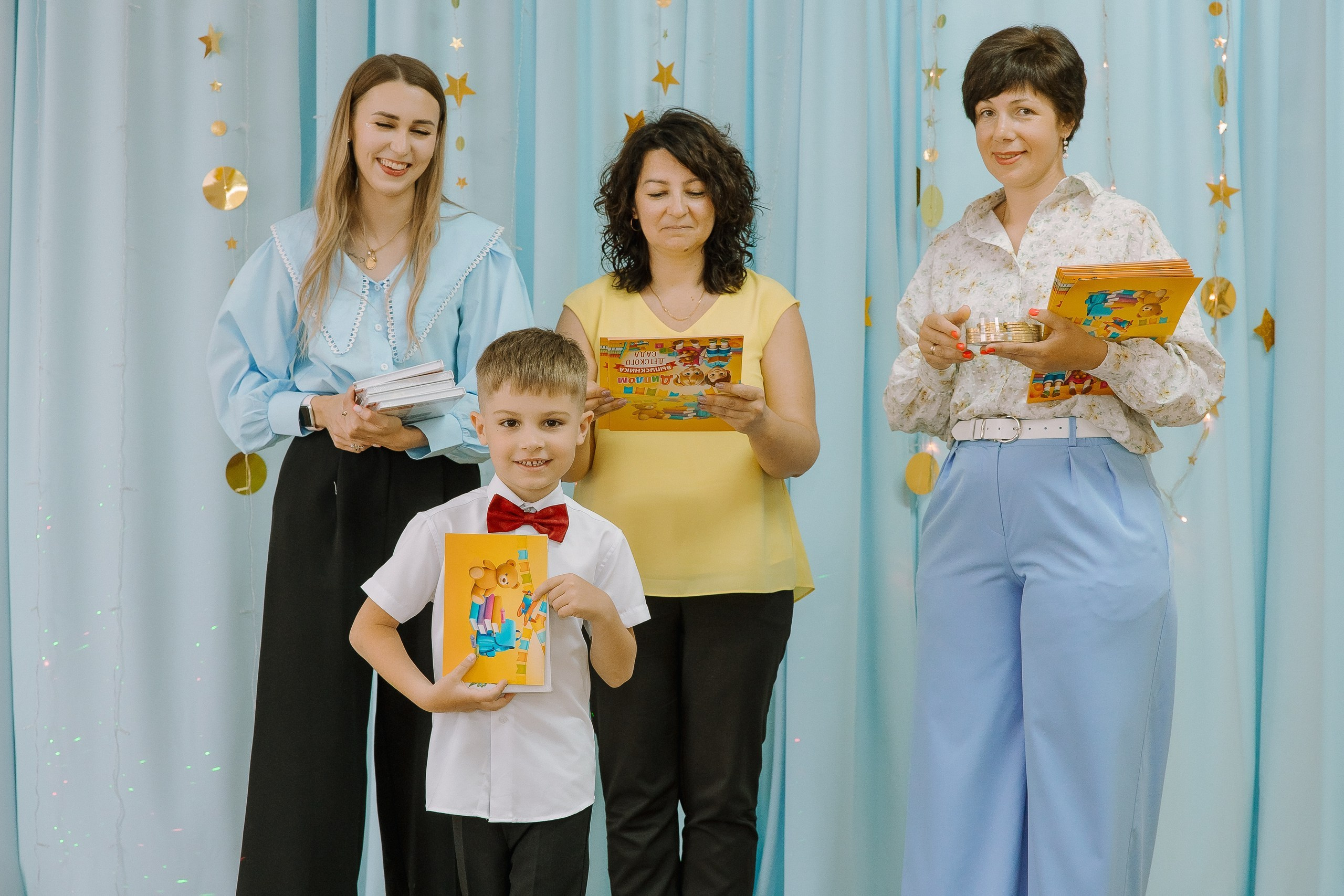 Выпускной в ДС -29. Выпускные альбомы Натальи Бутко: Новороссийск, Анапа, Геленджик