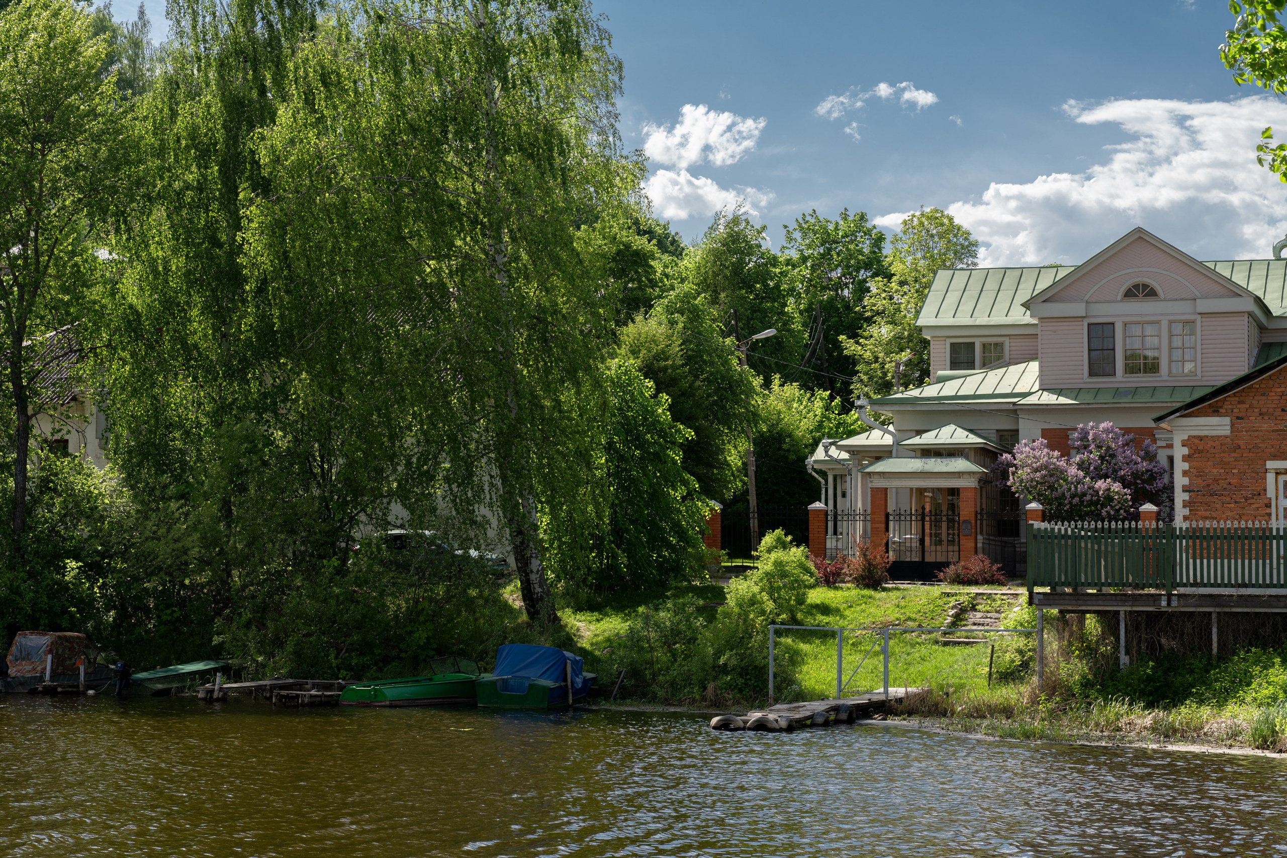 Плёс. ПОБУДЬ ЗДЕСЬ И ЦЕЛЕЕ БУДЕТ ЭТОТ МИР
