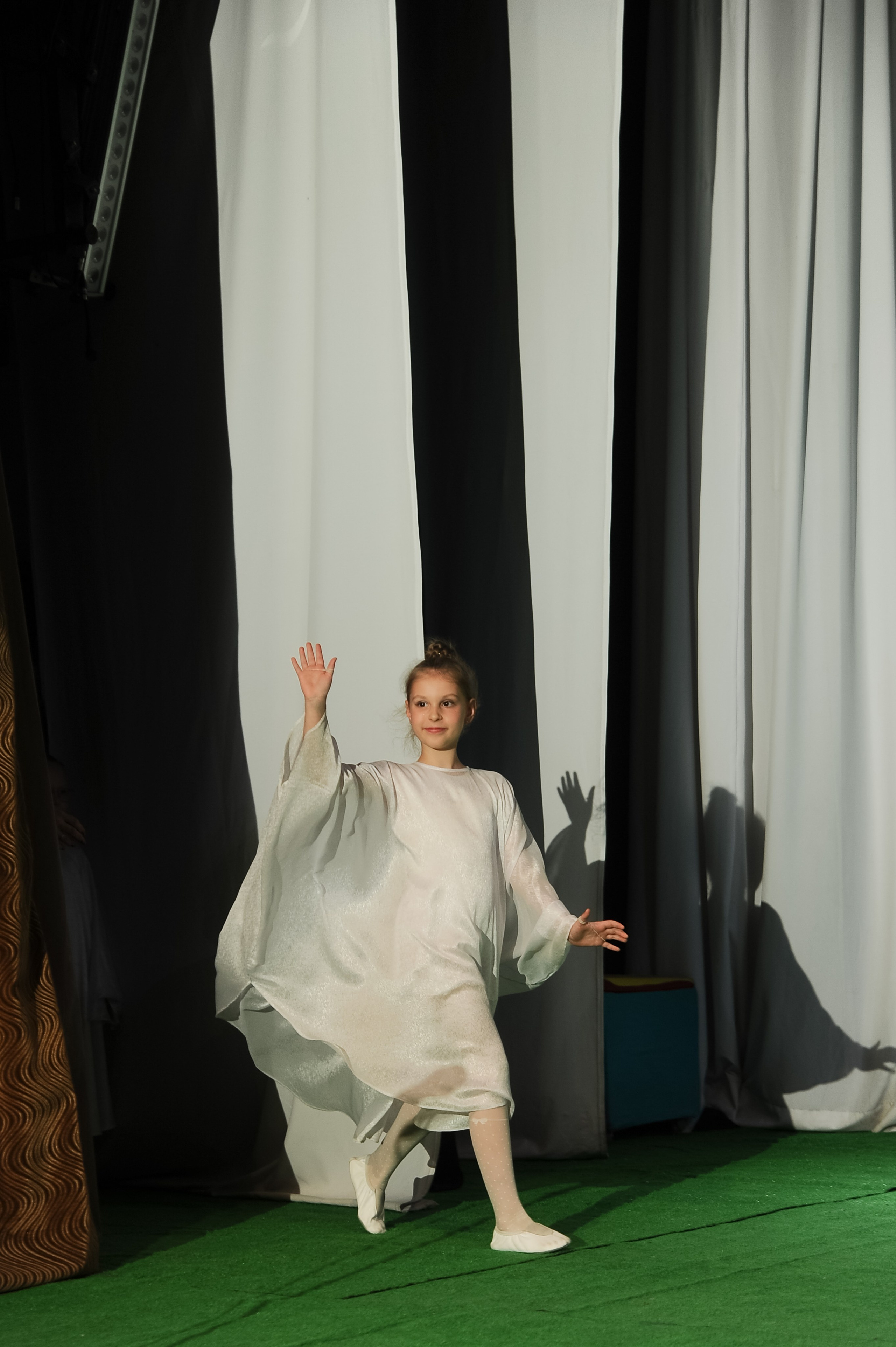 Выпускной 2025, детский центр «Самовар». Фотограф Олег Юршевич Солигорск Минск