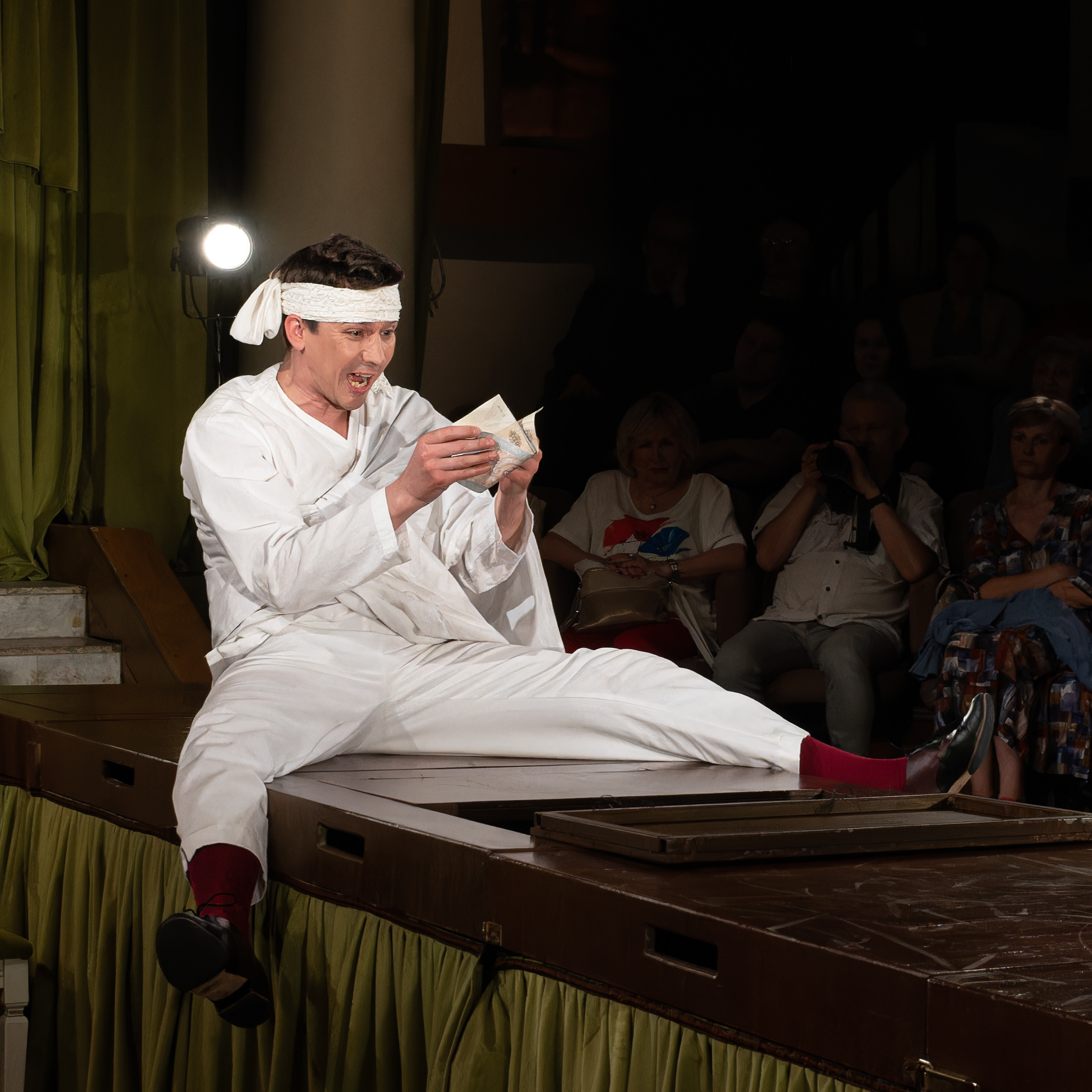 Театр Сфера: Ревизор. Сайт фотографа Сергея Абрамова