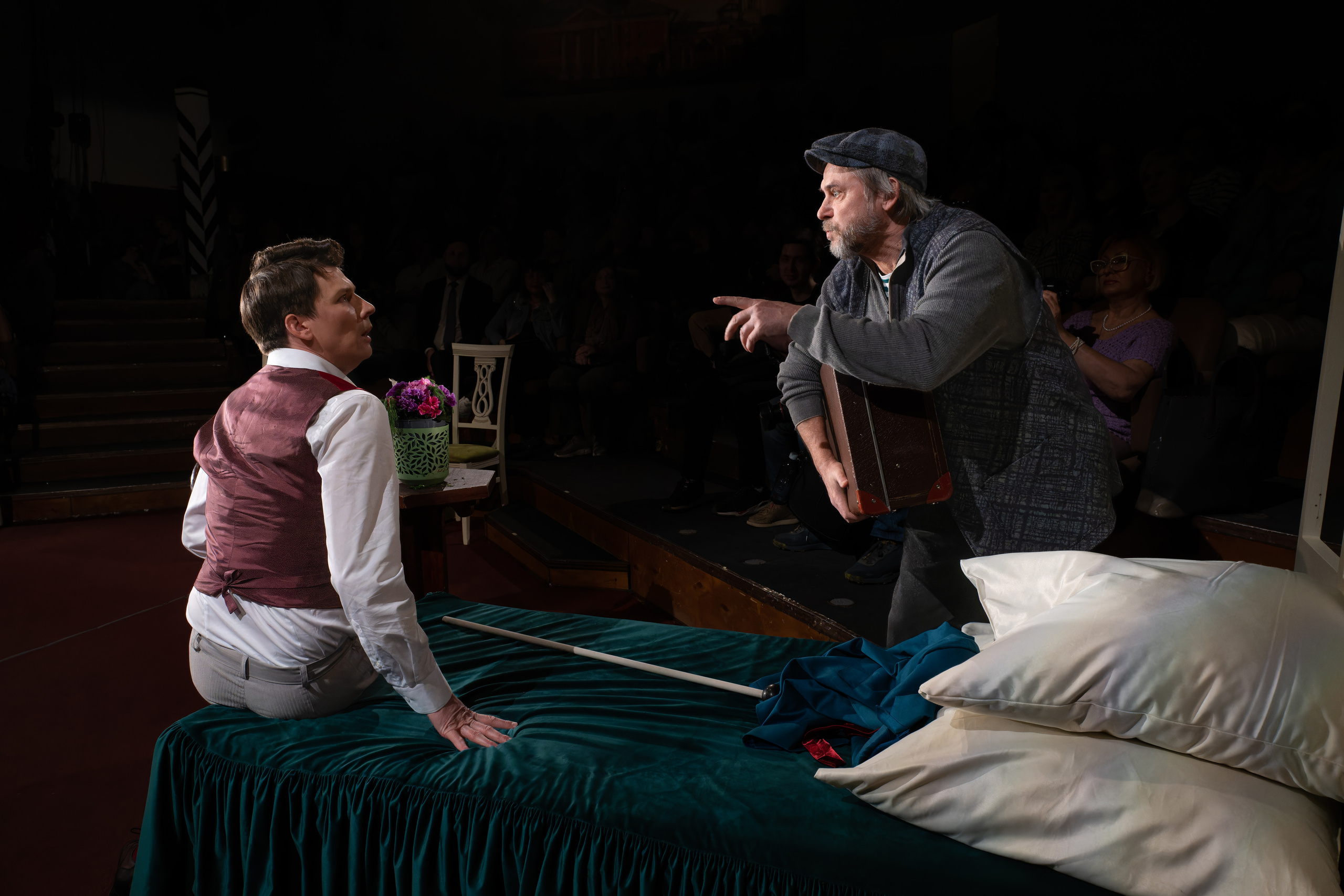 Театр Сфера: Ревизор. Сайт фотографа Сергея Абрамова