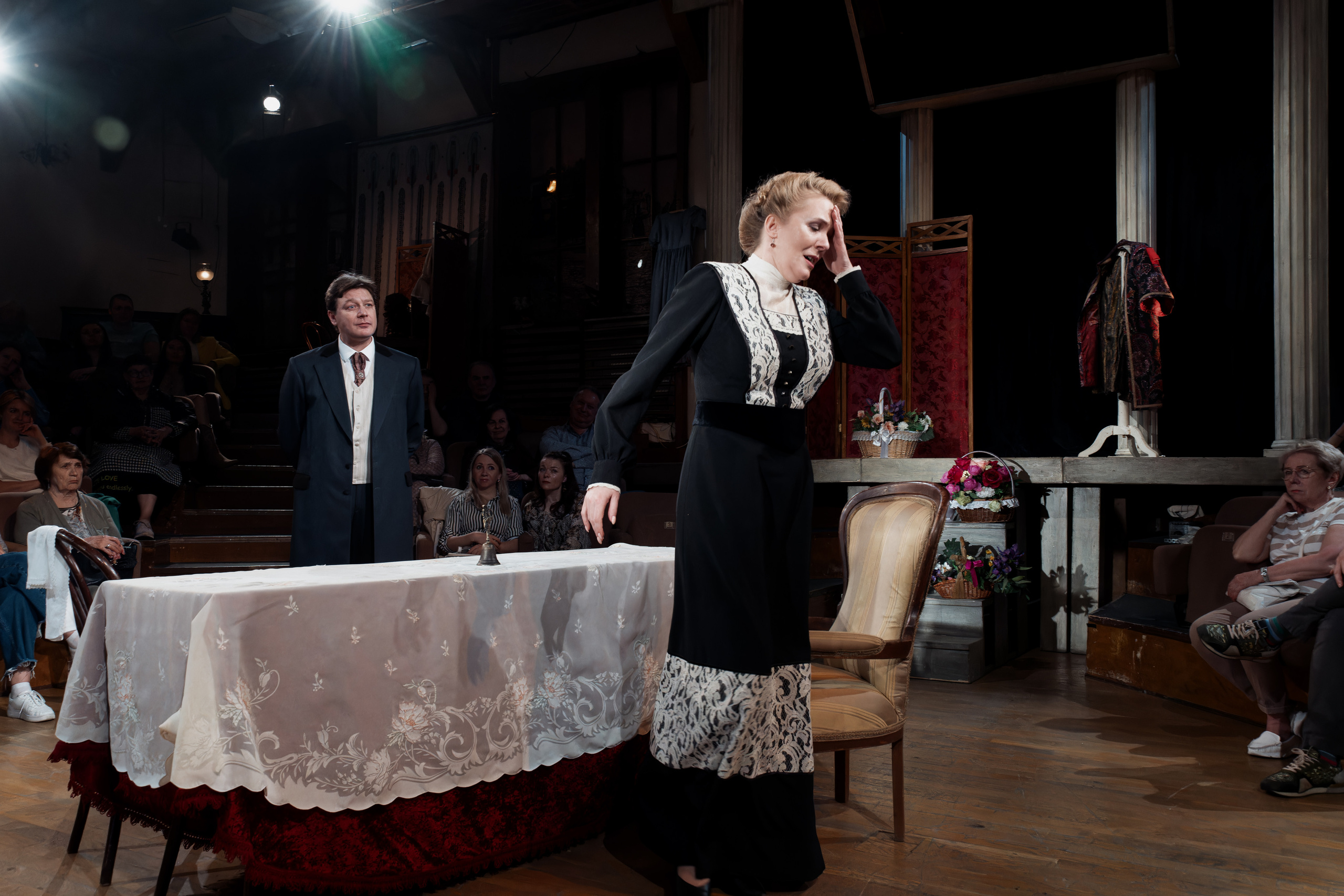 Театр Сфера: Без вины виноватые. Сайт фотографа Сергея Абрамова