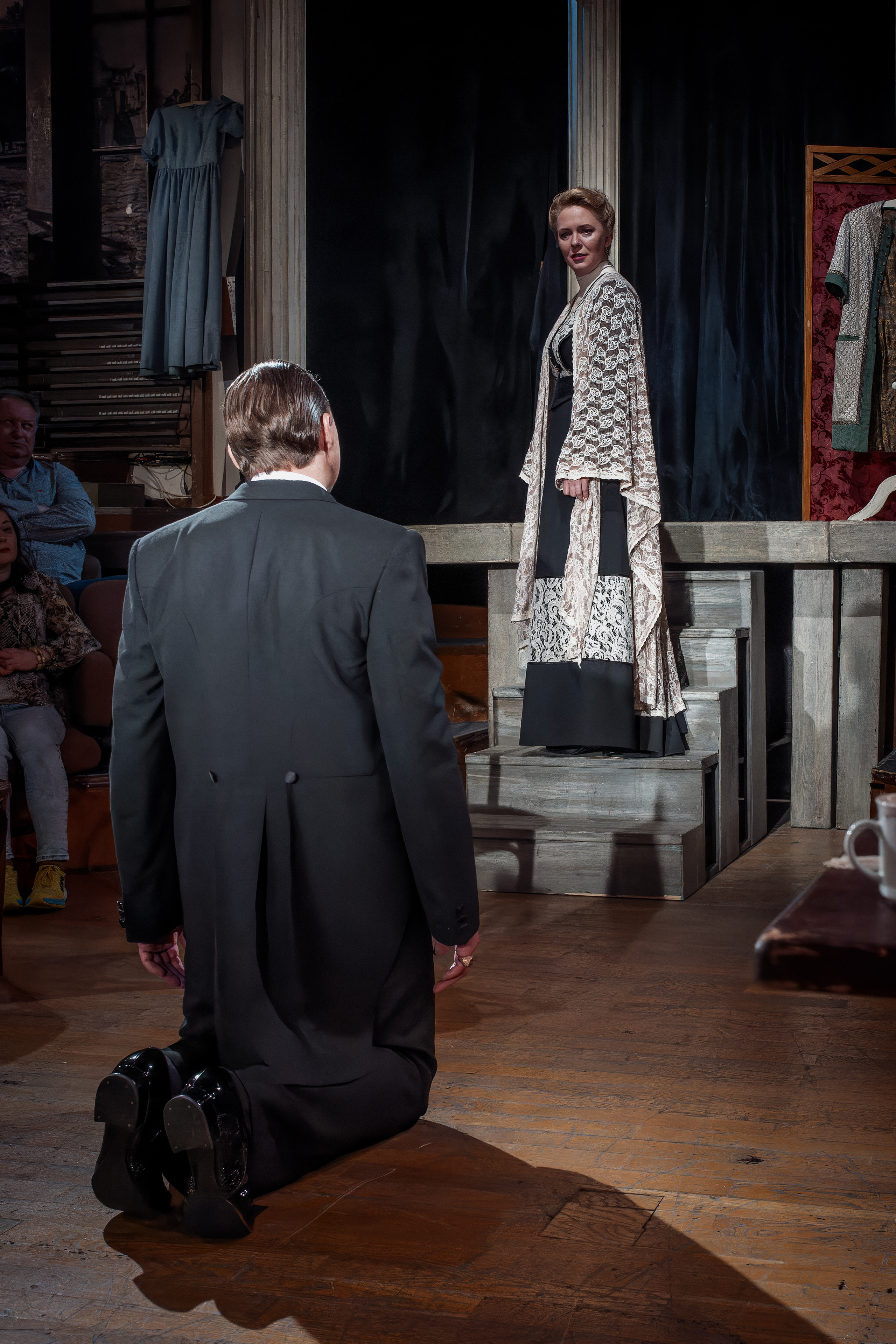 Театр Сфера: Без вины виноватые. Сайт фотографа Сергея Абрамова