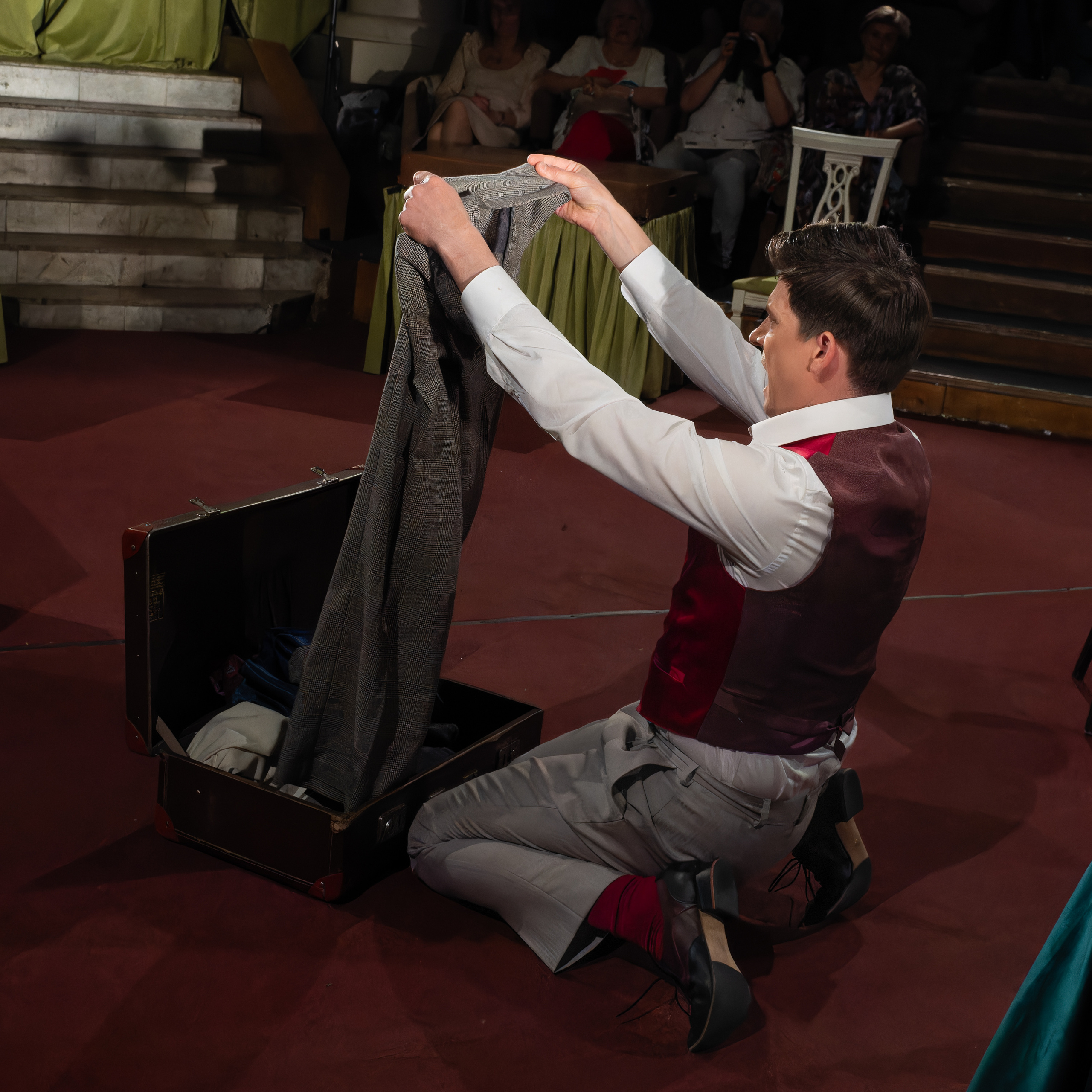 Театр Сфера: Ревизор. Сайт фотографа Сергея Абрамова