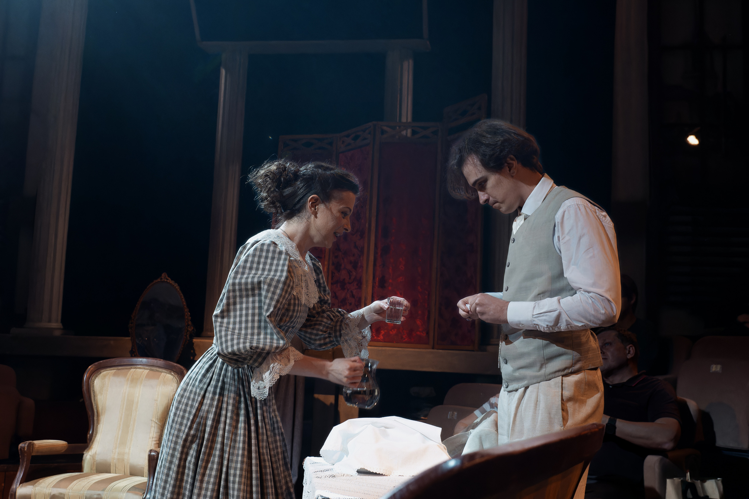 Театр Сфера: Без вины виноватые. Сайт фотографа Сергея Абрамова