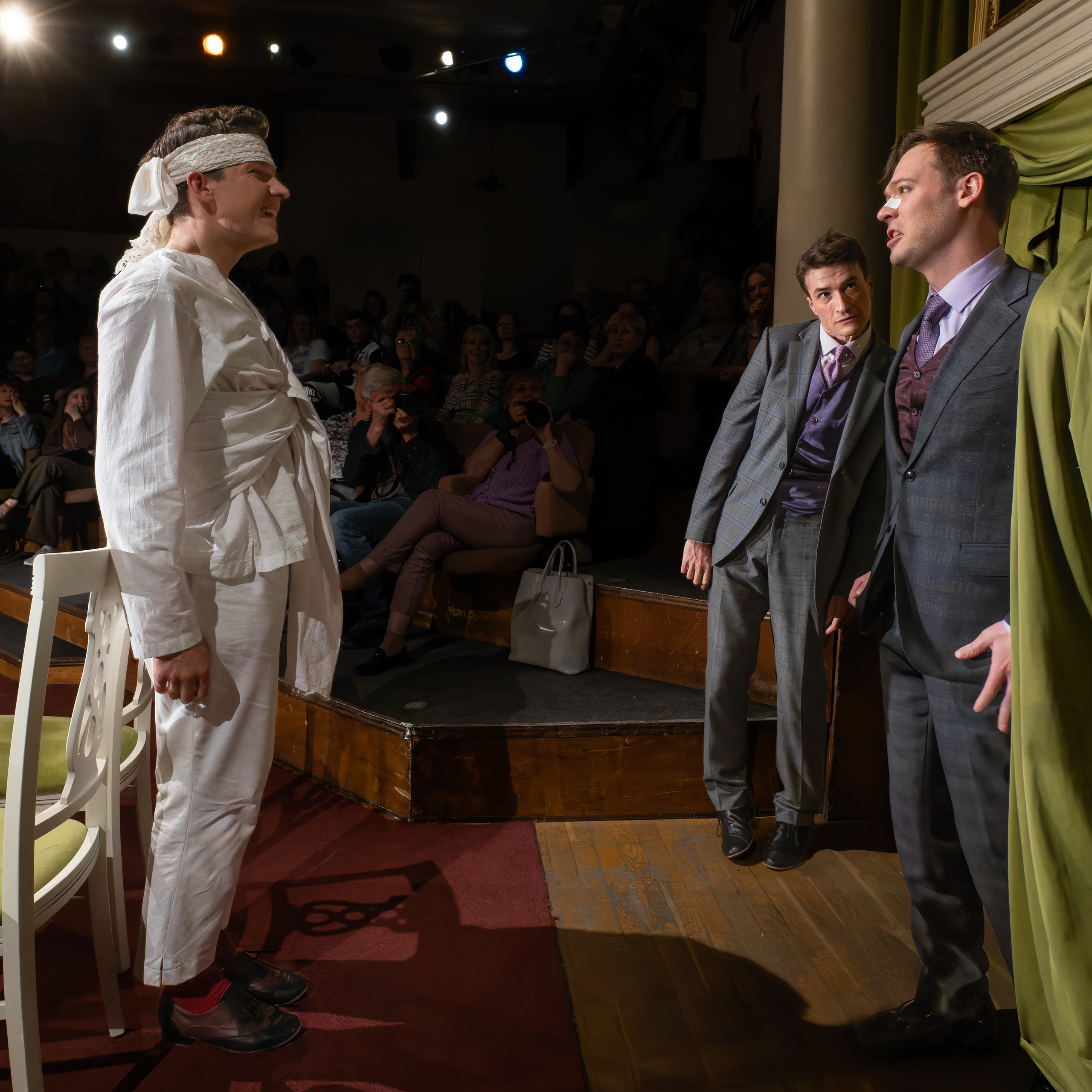 Театр Сфера: Ревизор. Сайт фотографа Сергея Абрамова